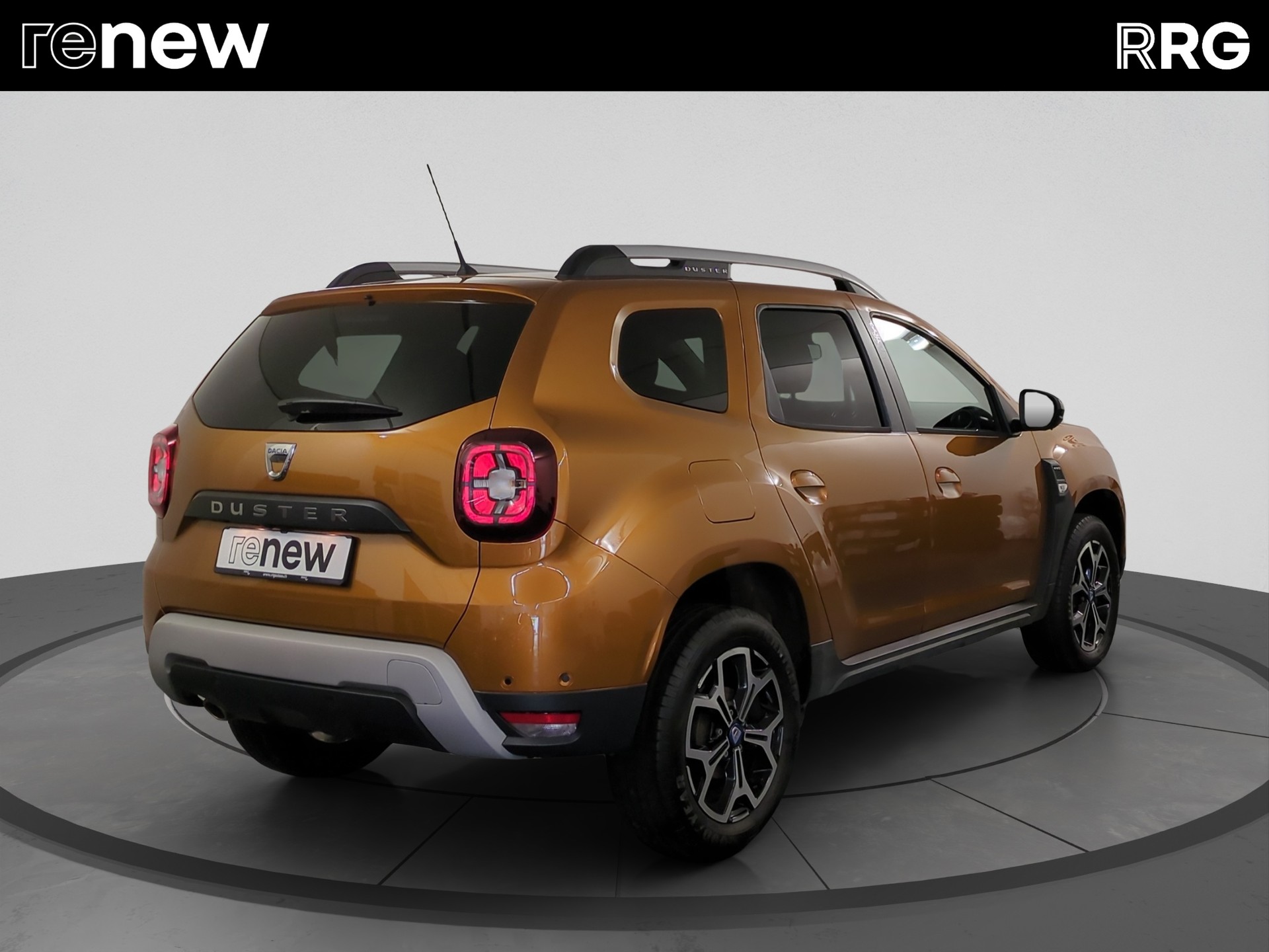 DACIA Duster TCe 150 Celebration 4x4-showroom-element-2