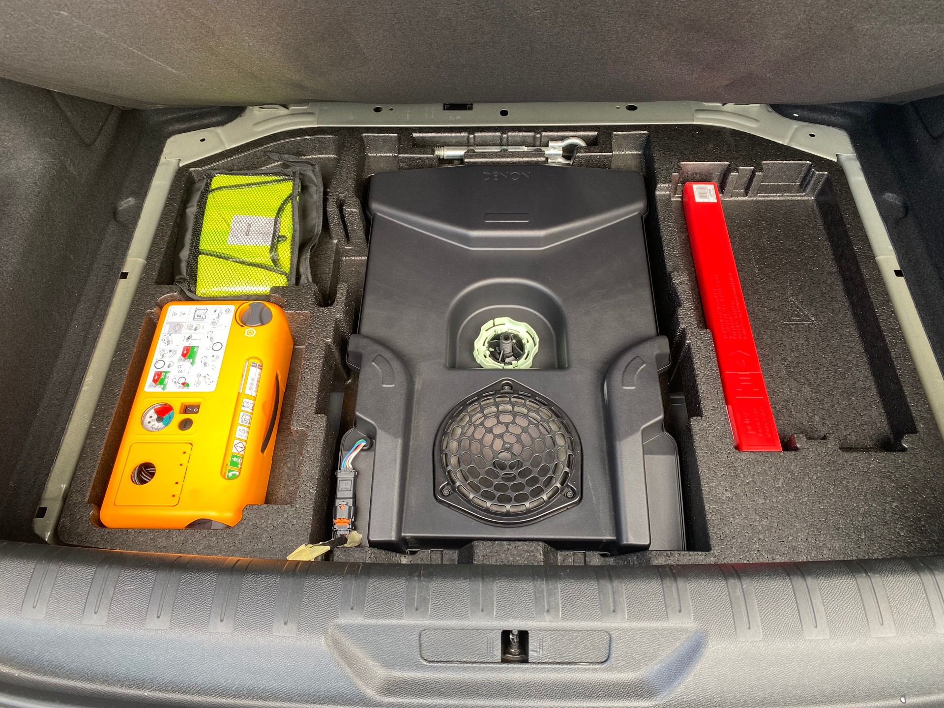 PEUGEOT 308 1.6 GTi-image-15