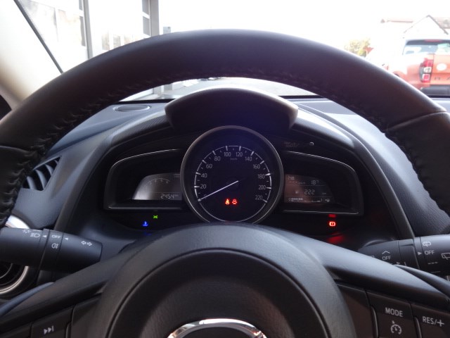 MAZDA 2 SKYACTIV-G 90 Mild Hybrid Ambition Plus-image-8