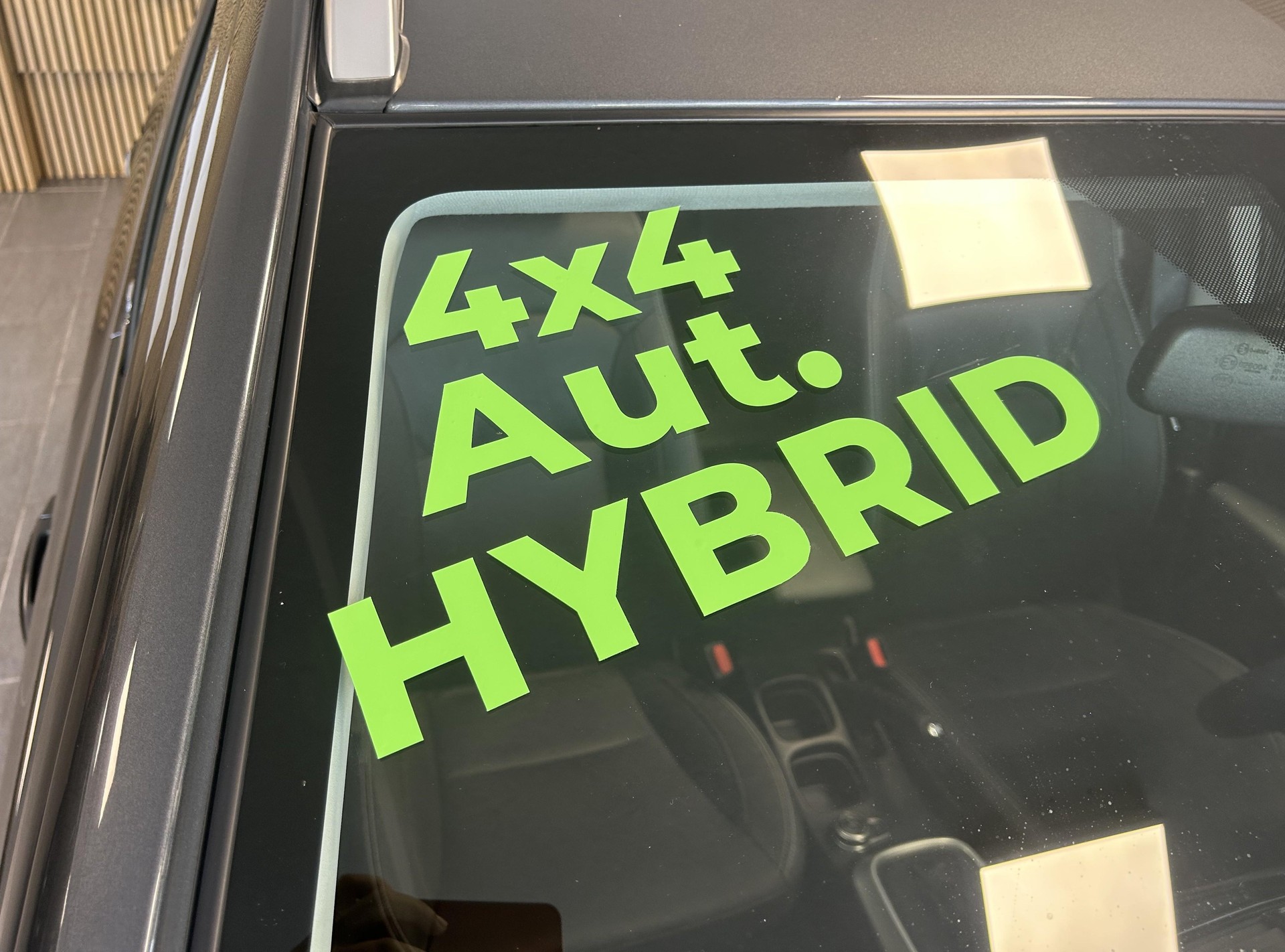 SUZUKI SX4 S-Cross 1.4 T Piz Sulai Top Hybrid 4x4-showroom-element-1