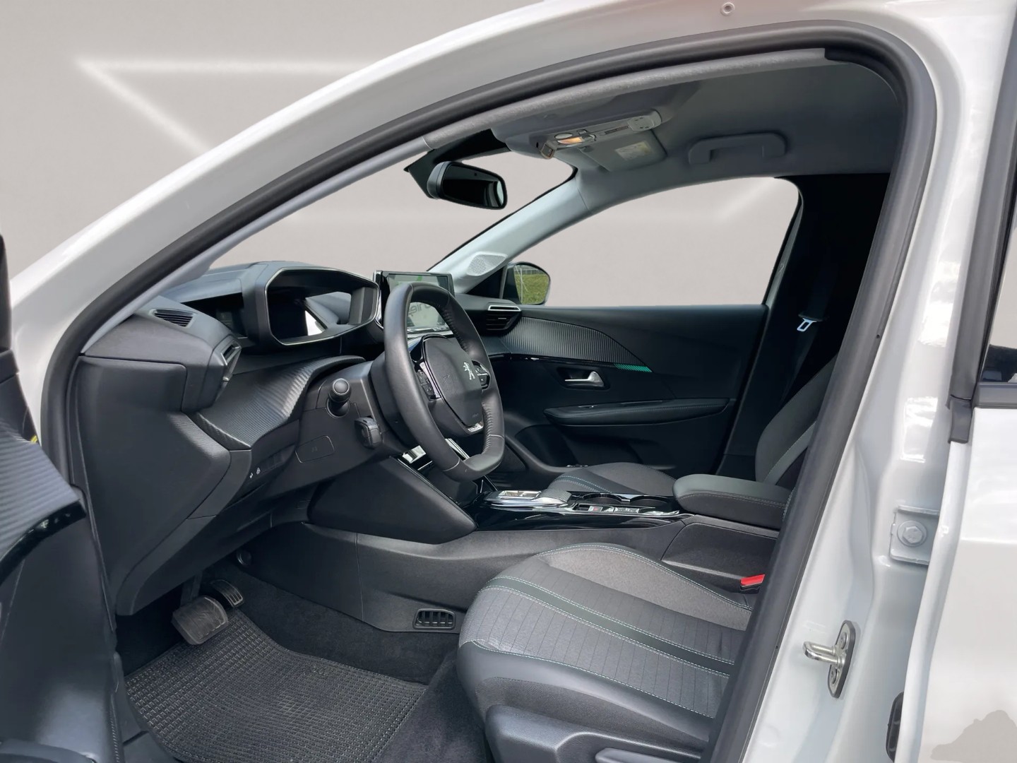 PEUGEOT 208 e-Allure Pack-image-7