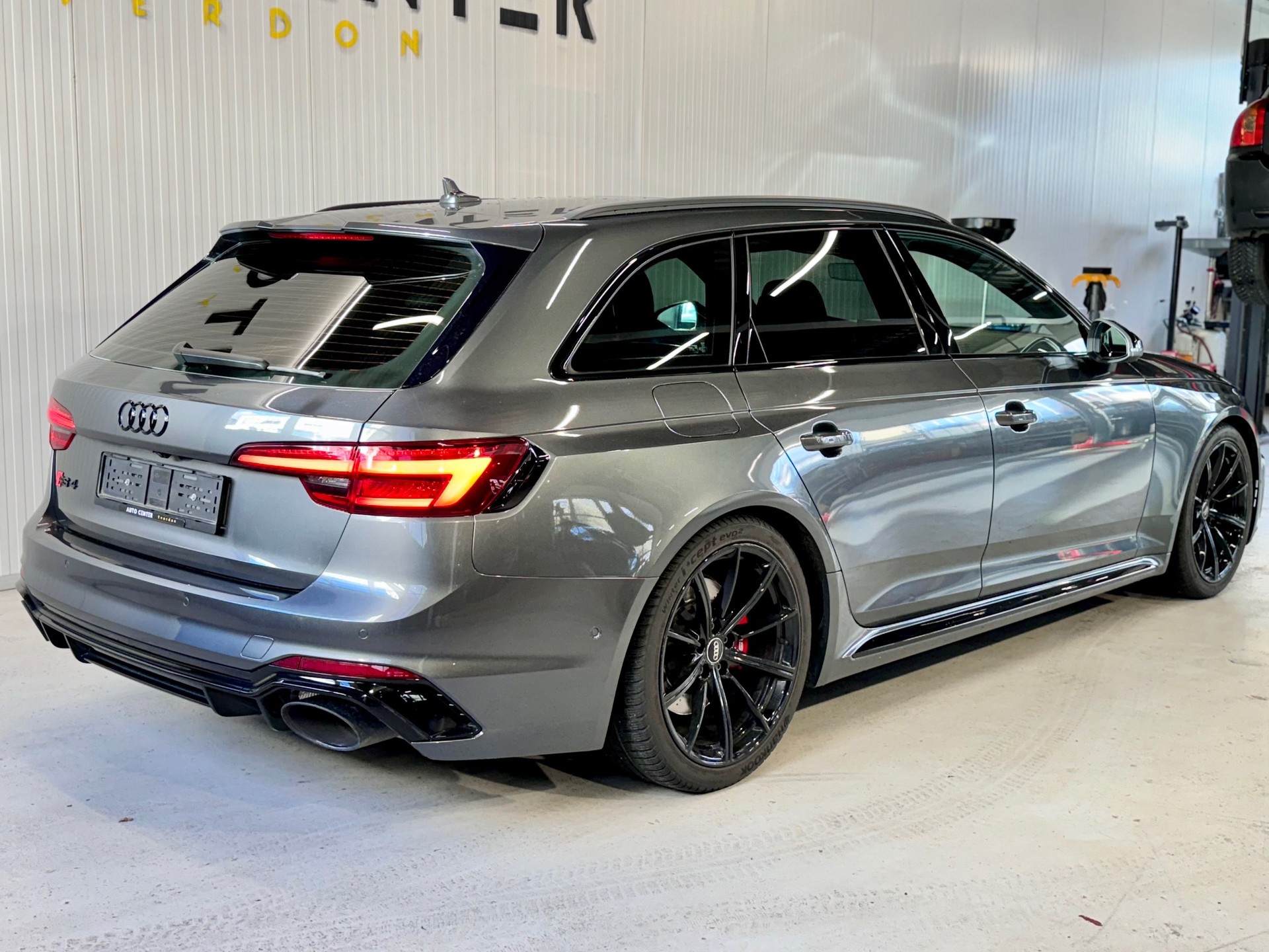 AUDI RS4 Avant 2.9 TFSI quattro tiptronic-showroom-element-2