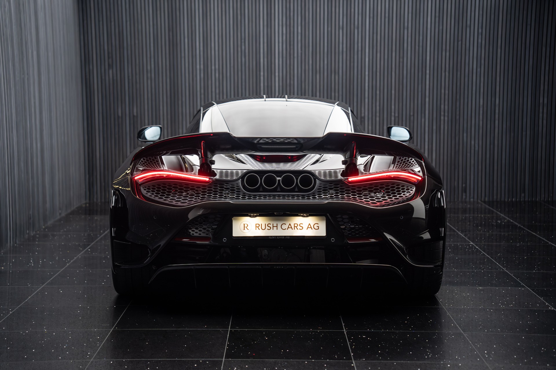 McLAREN 765 LT Coupé 4.0 V8 SSG-showroom-element-3