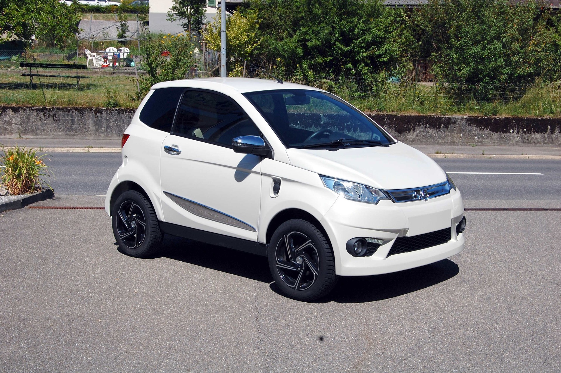 AIXAM E-City Premium S9-showroom-element-2