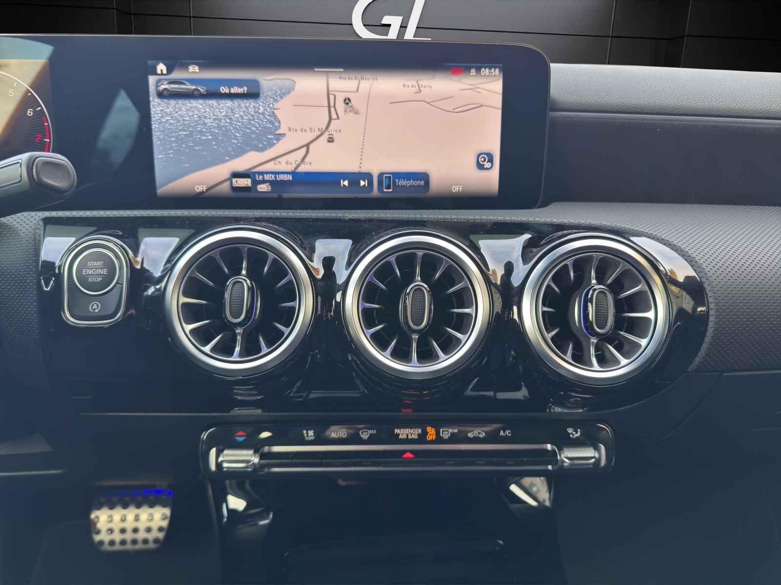 Image MERCEDES-BENZ A-200 A 200 Night Star 7G-DCT