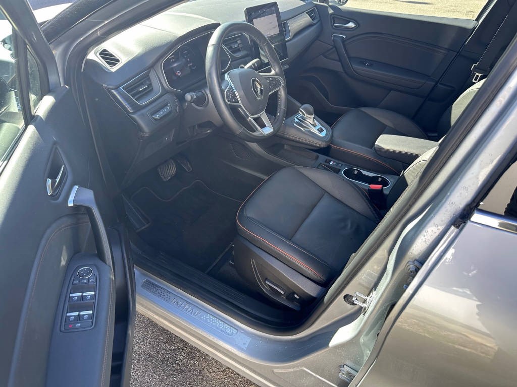 RENAULT Captur 1.6 E-Tech Plug-in Initiale-image-10