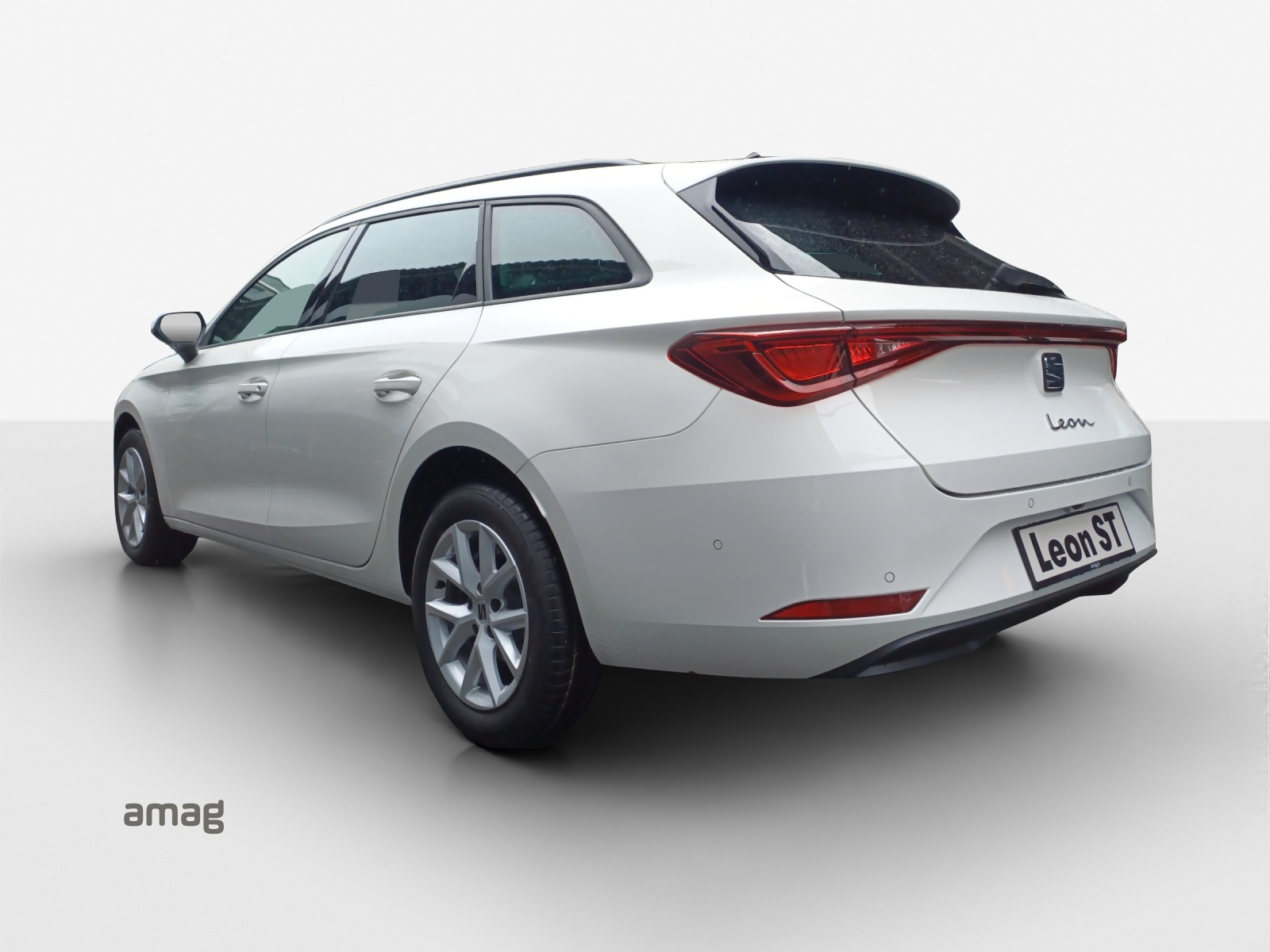 SEAT Leon ST 1.5 eTSI mHEV DSG Style-showroom-element-2