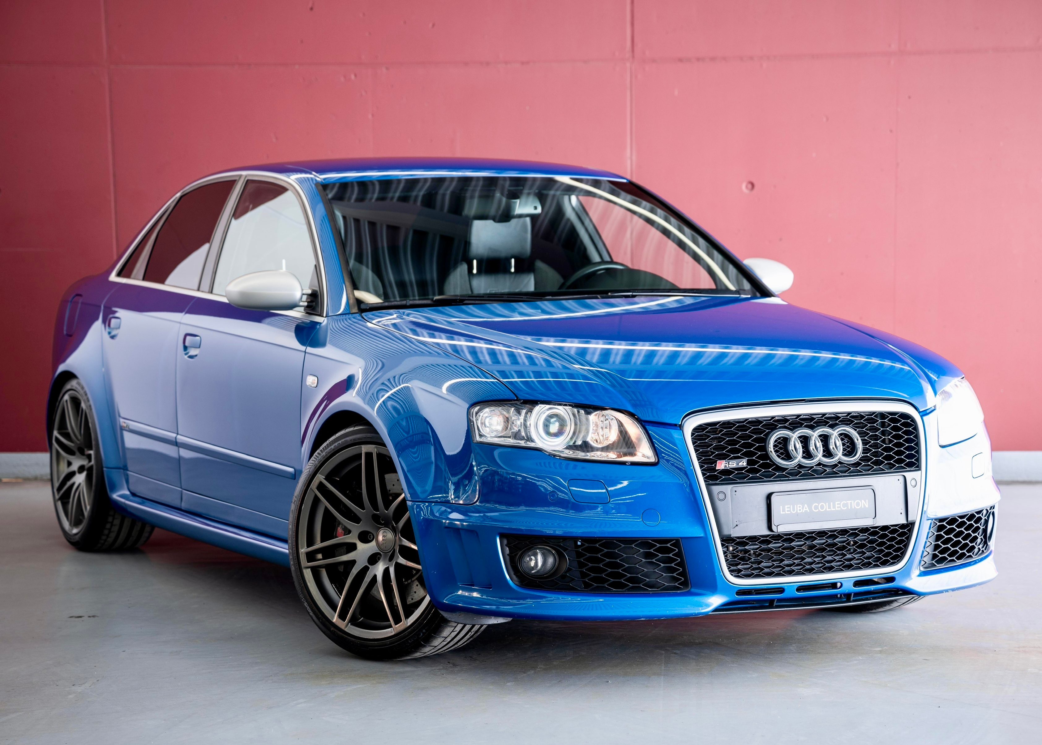 Photo AUDI RS4 RS4 4.2 V8 quattro Limousine Nogaro Blue