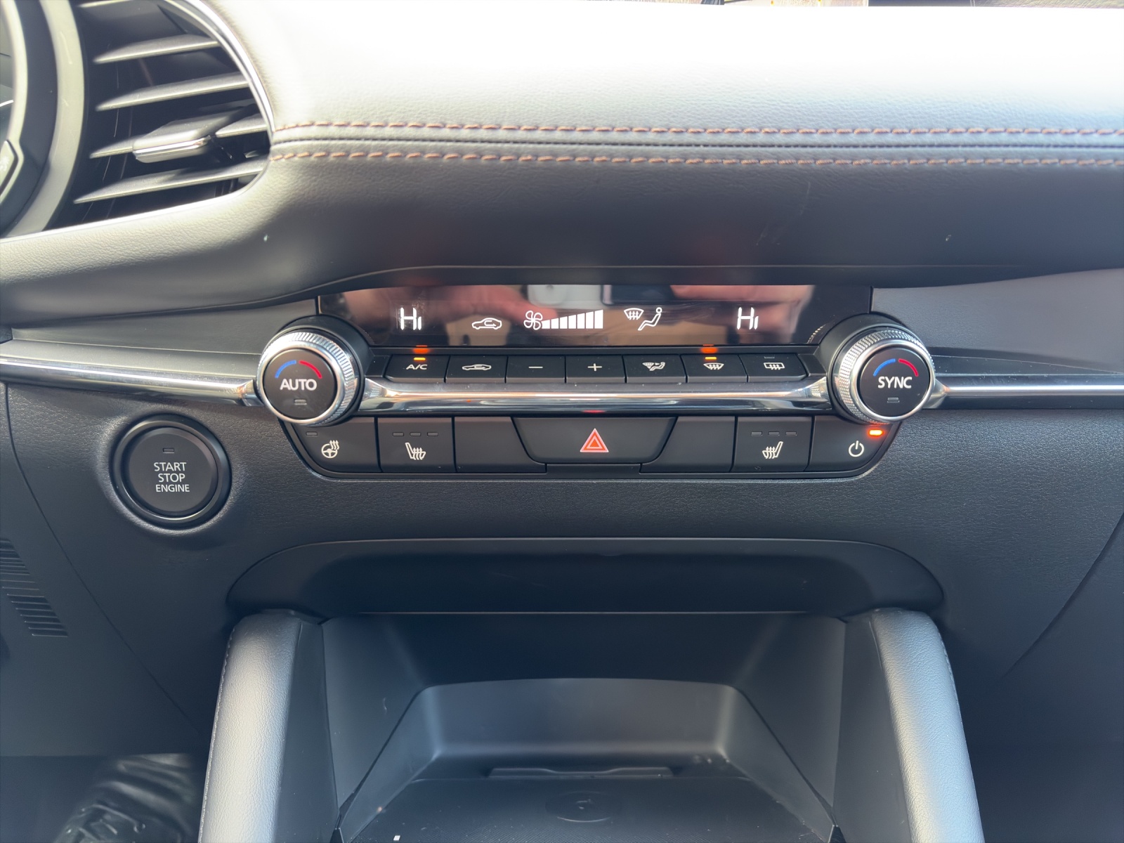 Image MAZDA 3 3 HB G 140 Centre Line A