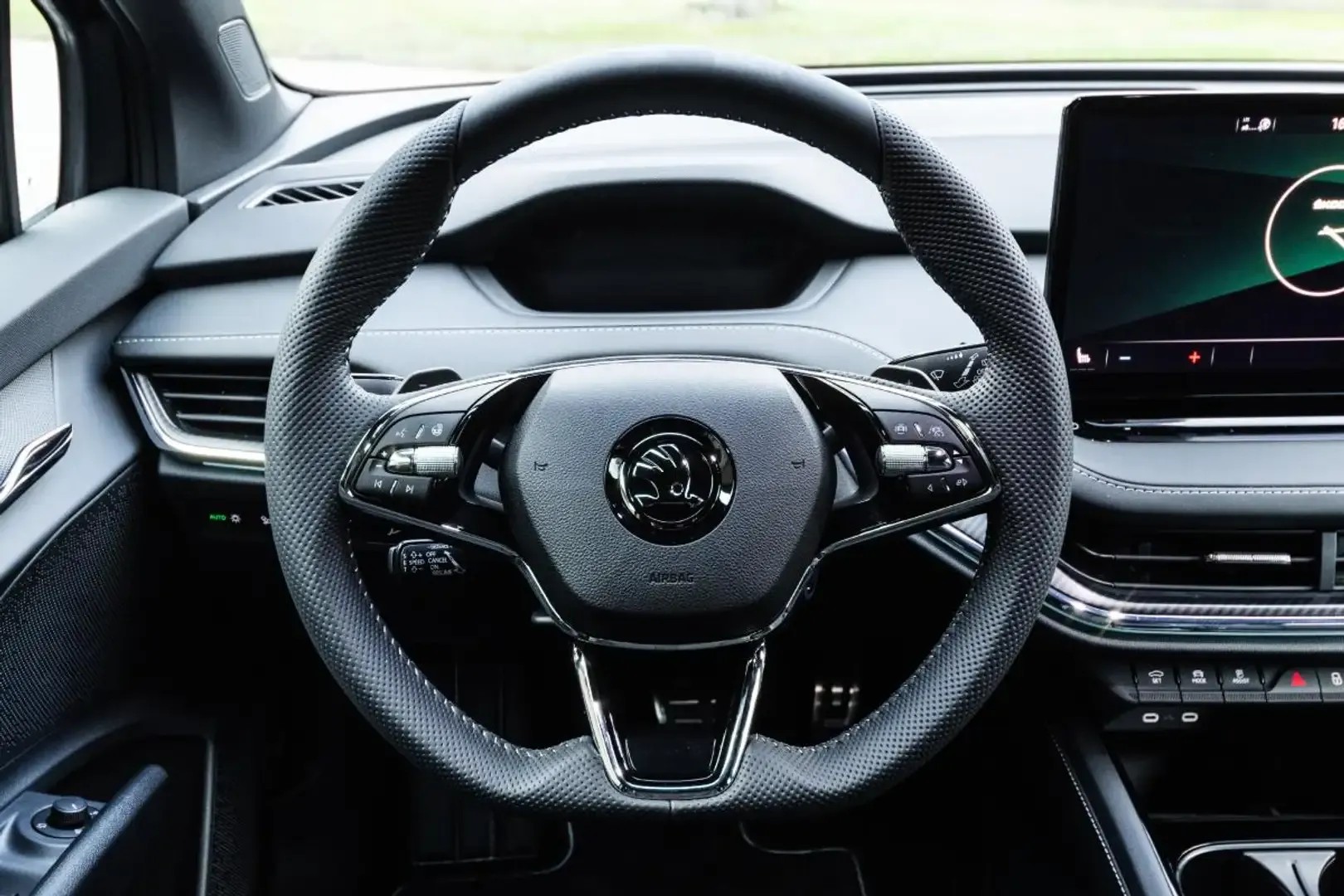 SKODA Enyaq iV 80 SportLine-image-3