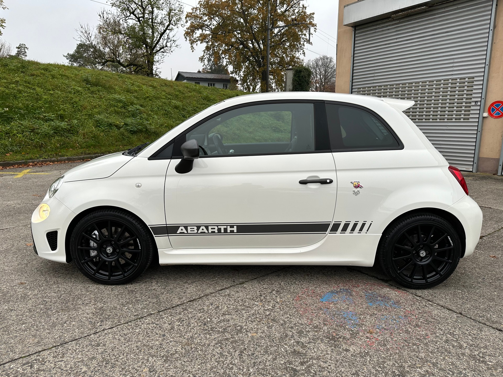 FIAT 595 1.4 16V Turbo Abarth Competizione-image-1