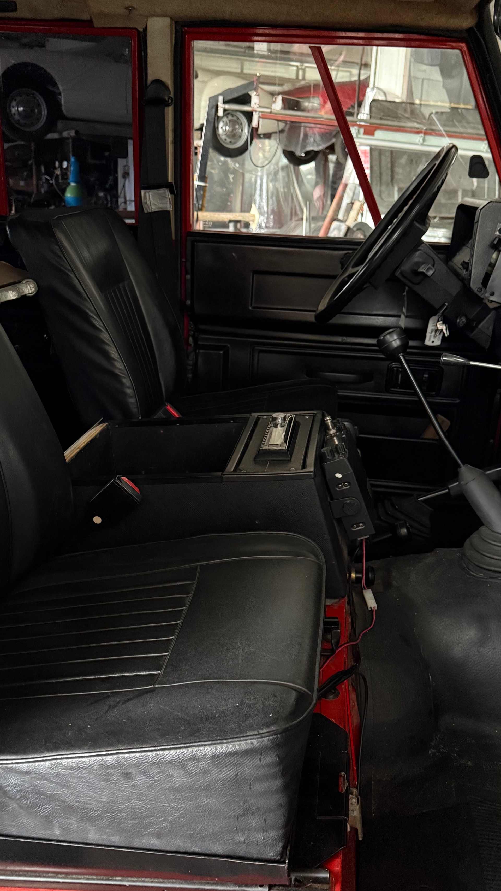 LAND ROVER 110 3.5 Station Wagon-image-12