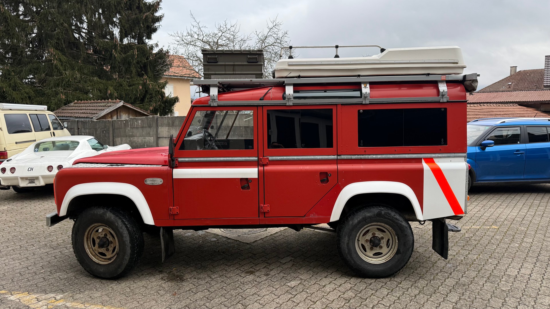 LAND ROVER 110 3.5 Station Wagon-image-3