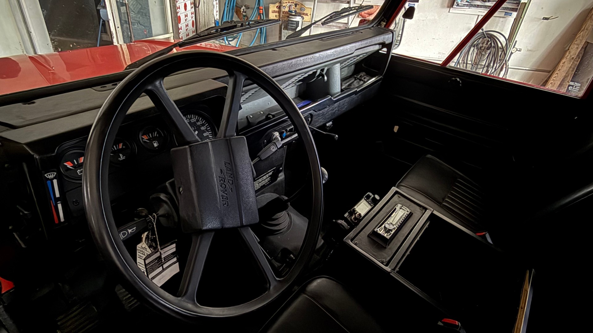 LAND ROVER 110 3.5 Station Wagon-image-11