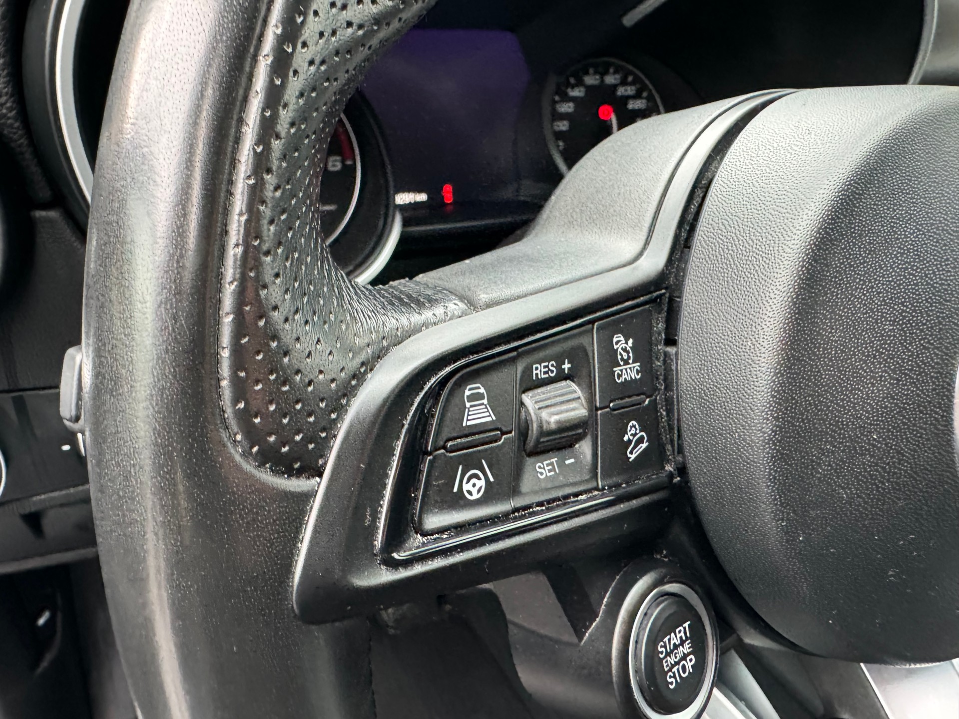 ALFA ROMEO Stelvio 2.2 JTDM Business Q4 Automatic Q4-image-13