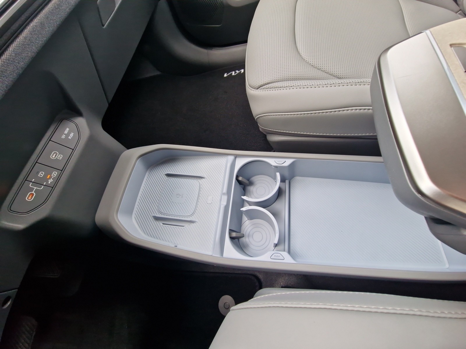 KIA EV3 81,4 kWh Earth+ Long Range 560 km-image-22