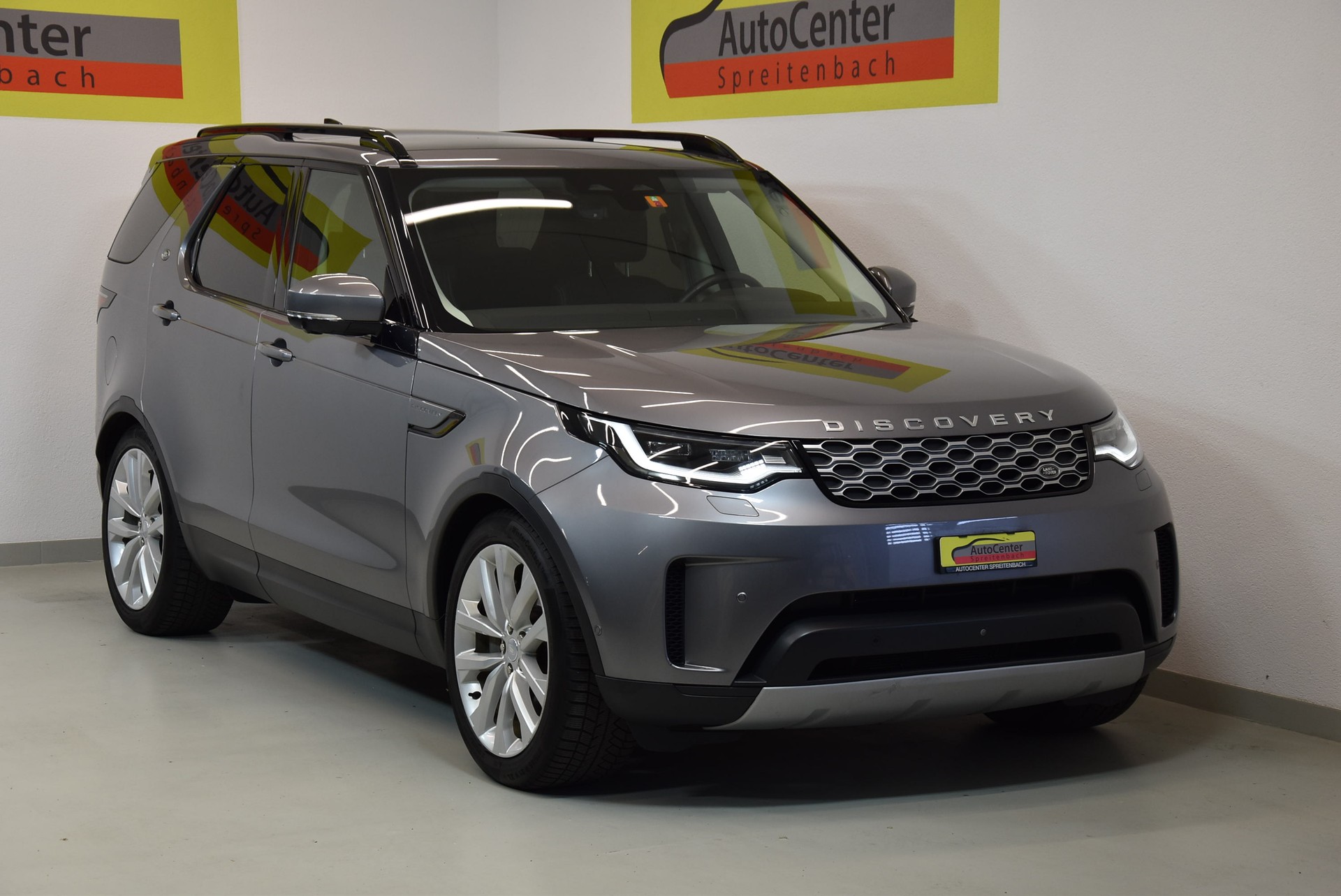 LAND ROVER Discovery 3.0D I6 250 SE AWD Automatic