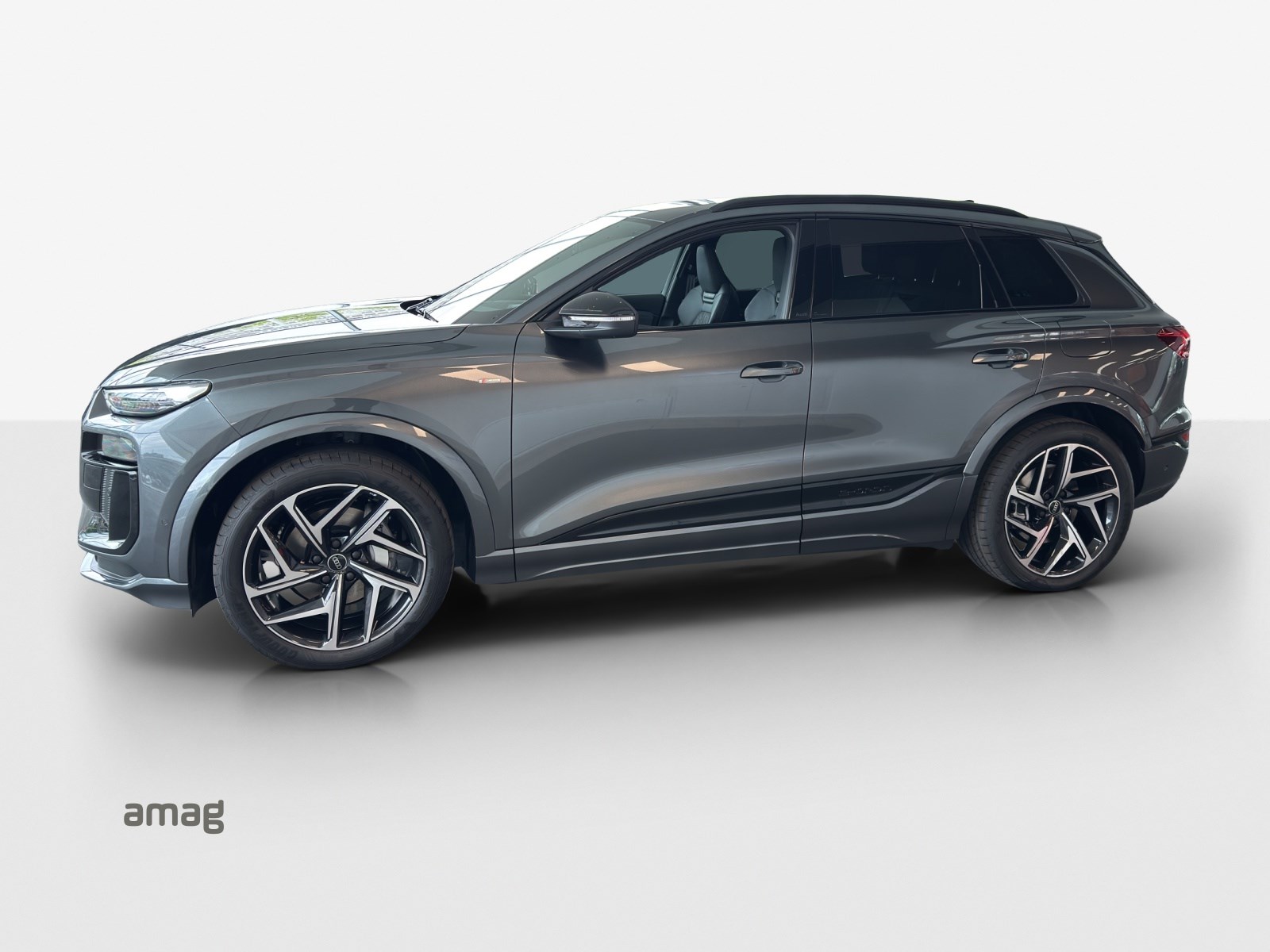 AUDI Q6 e-tron quattro-image-1