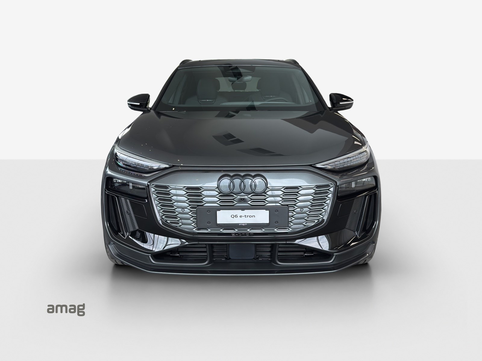 AUDI Q6 e-tron quattro-image-5
