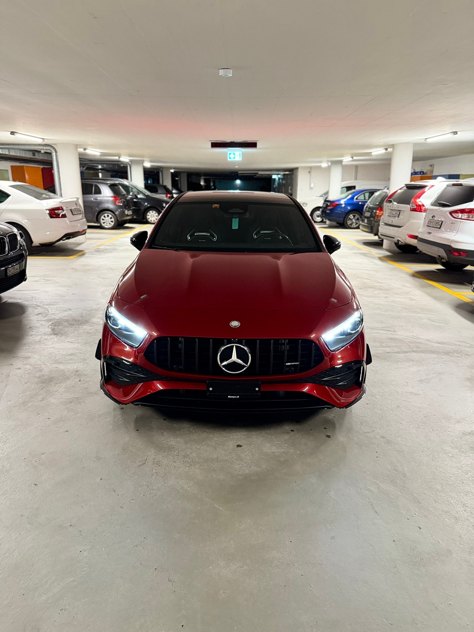 MERCEDES-BENZ A 35 AMG