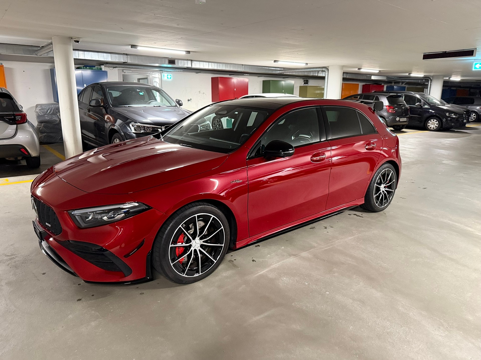 MERCEDES-BENZ A 35 AMG-image-10