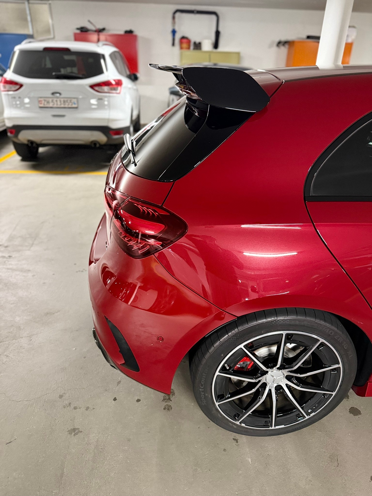 MERCEDES-BENZ A 35 AMG-image-13