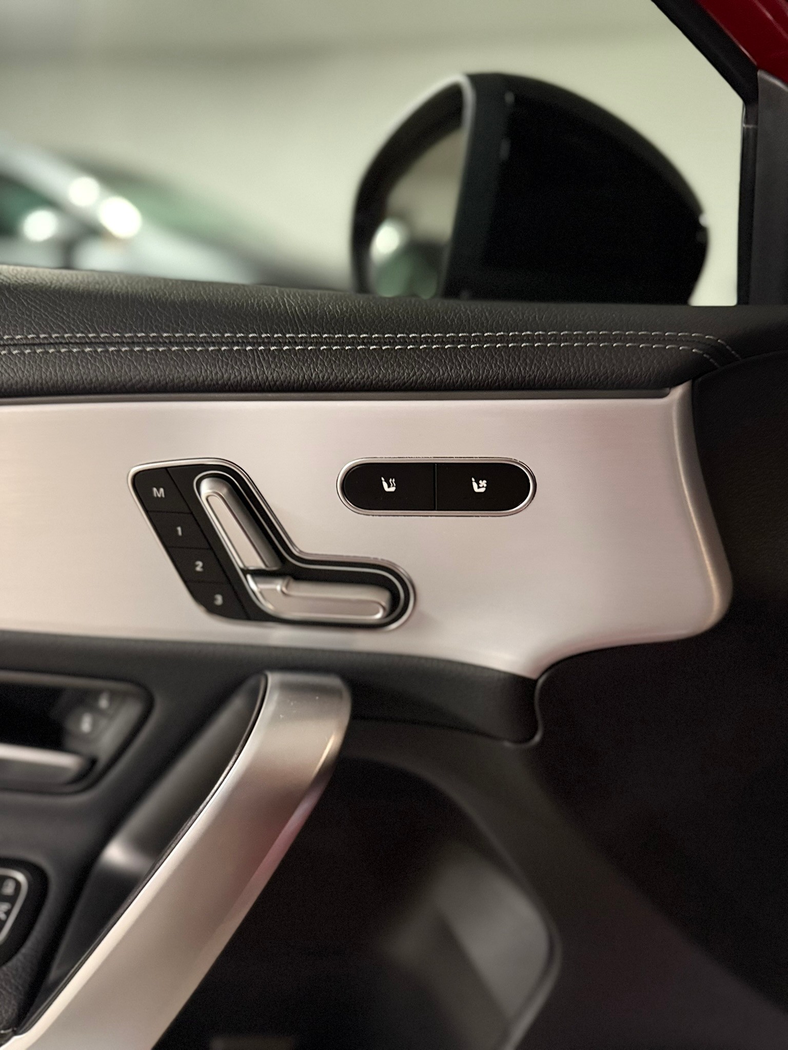 MERCEDES-BENZ A 35 AMG-image-15