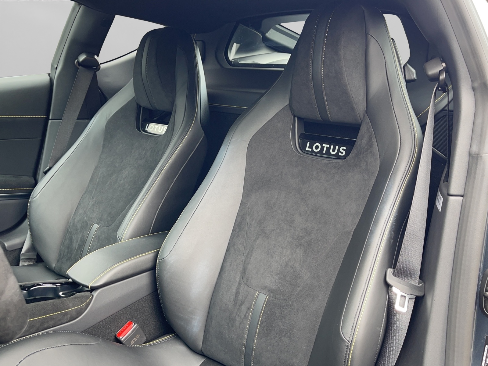 LOTUS Emira I4 First Edition-image-8