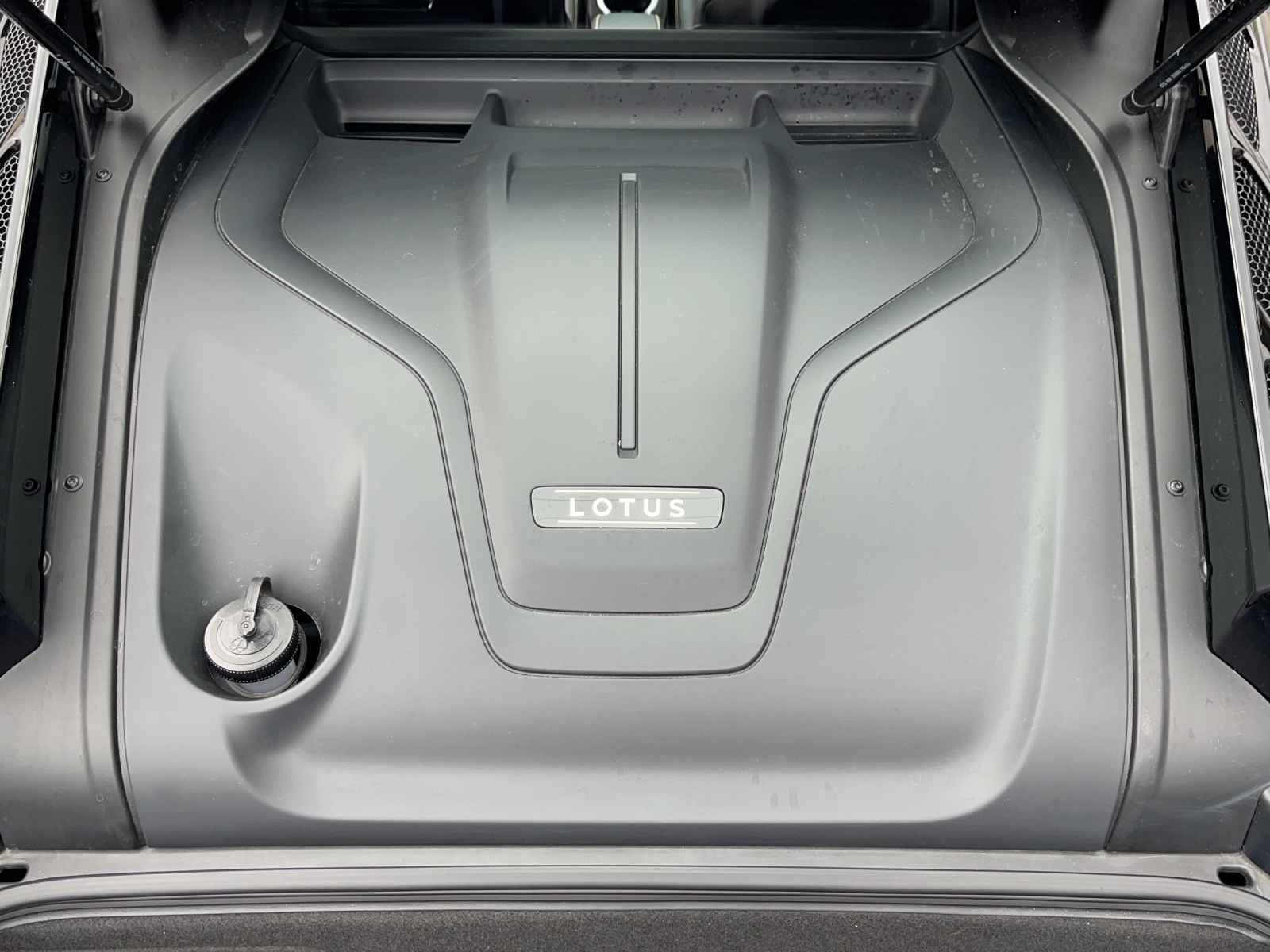 LOTUS Emira I4 First Edition-image-10