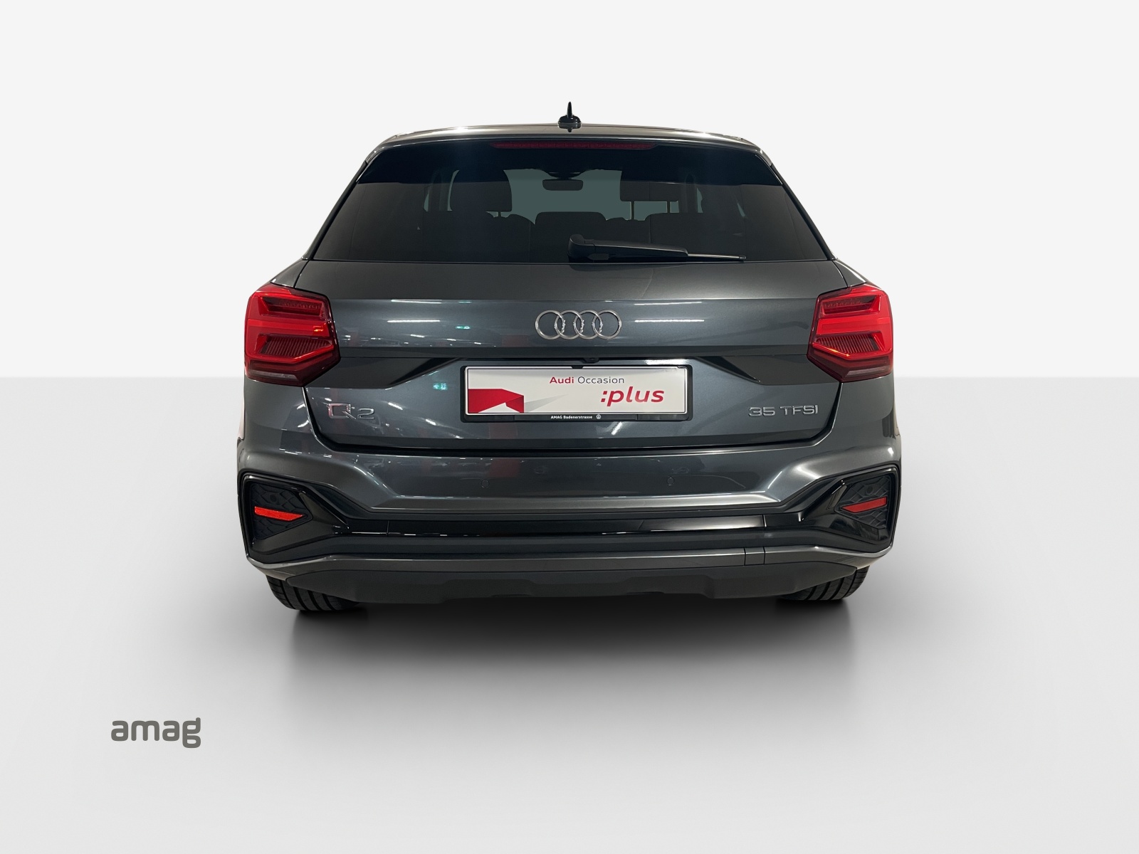 AUDI Q2 35 TFSI S line S-tronic-showroom-element-3