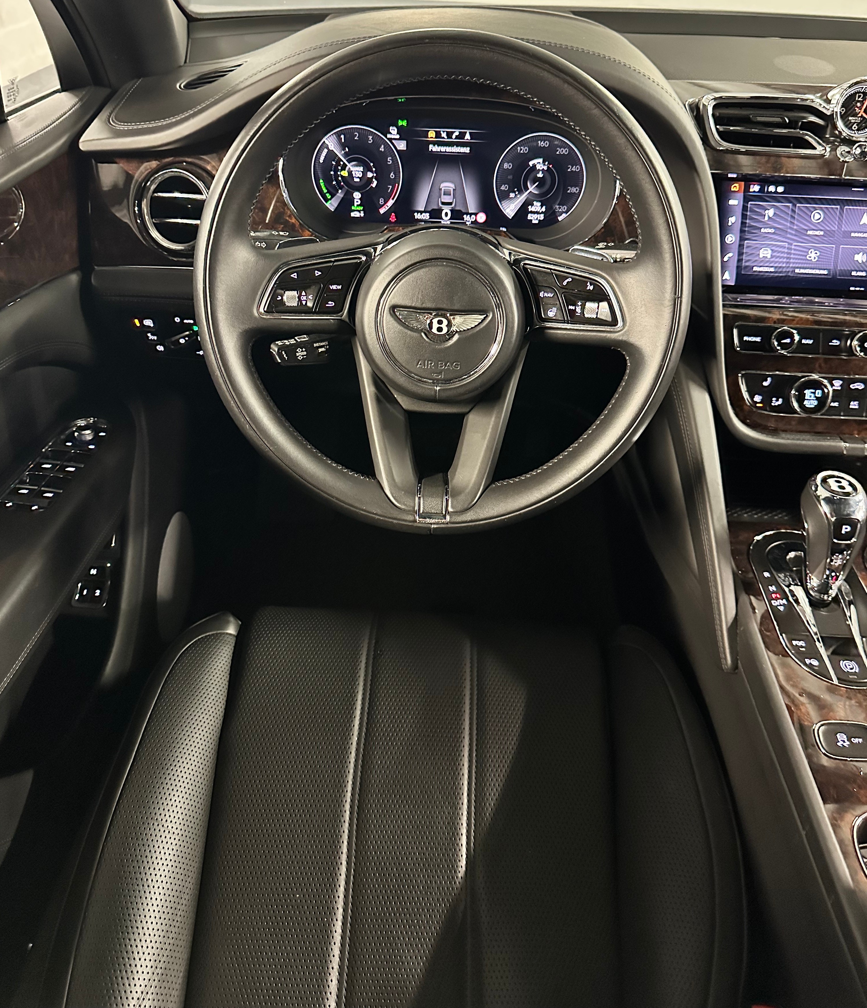 Image BENTLEY BENTAYGA Bentayga V6 Hybrid