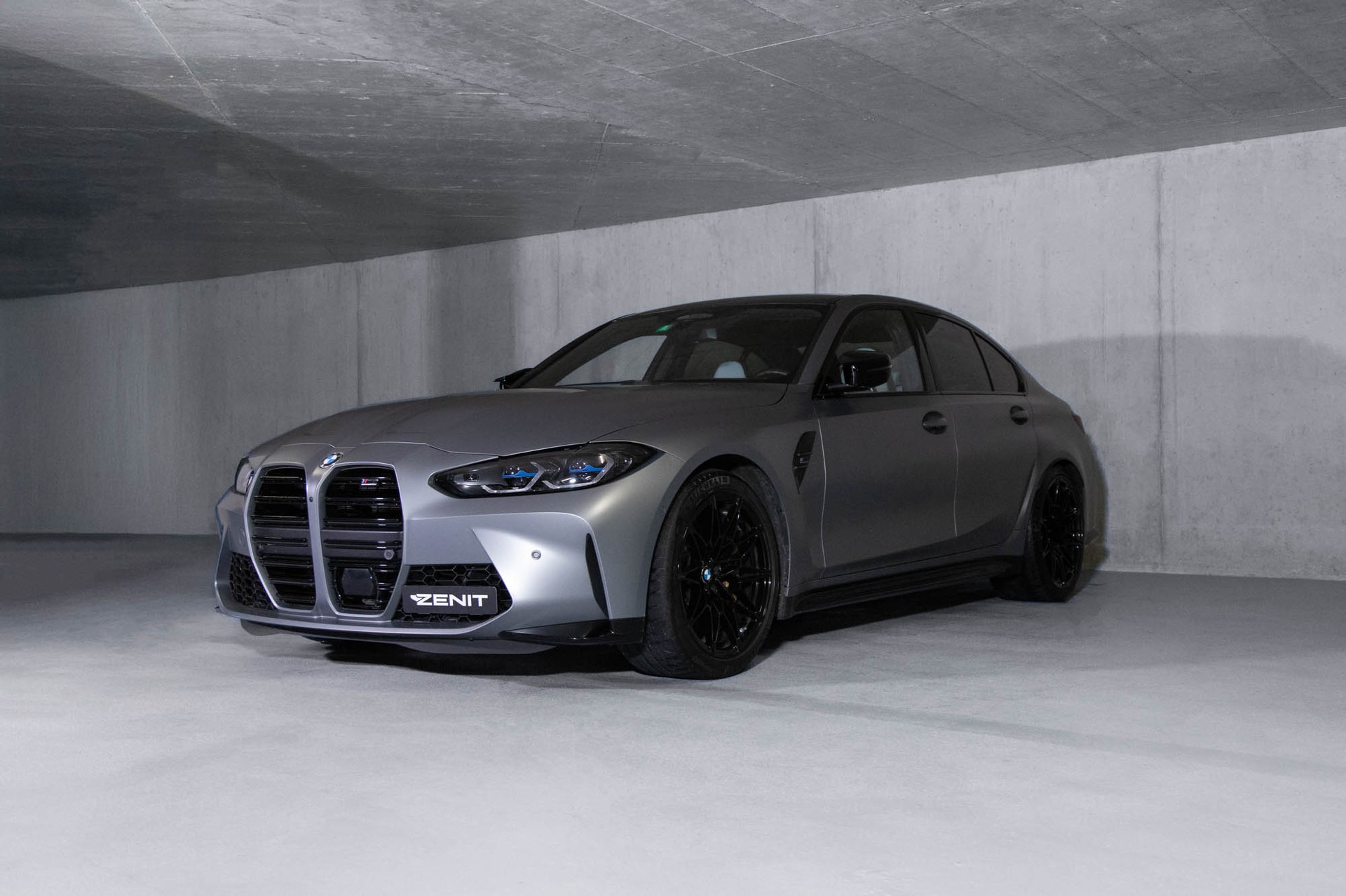 BMW M3 Competition M xDrive-showroom-element-1
