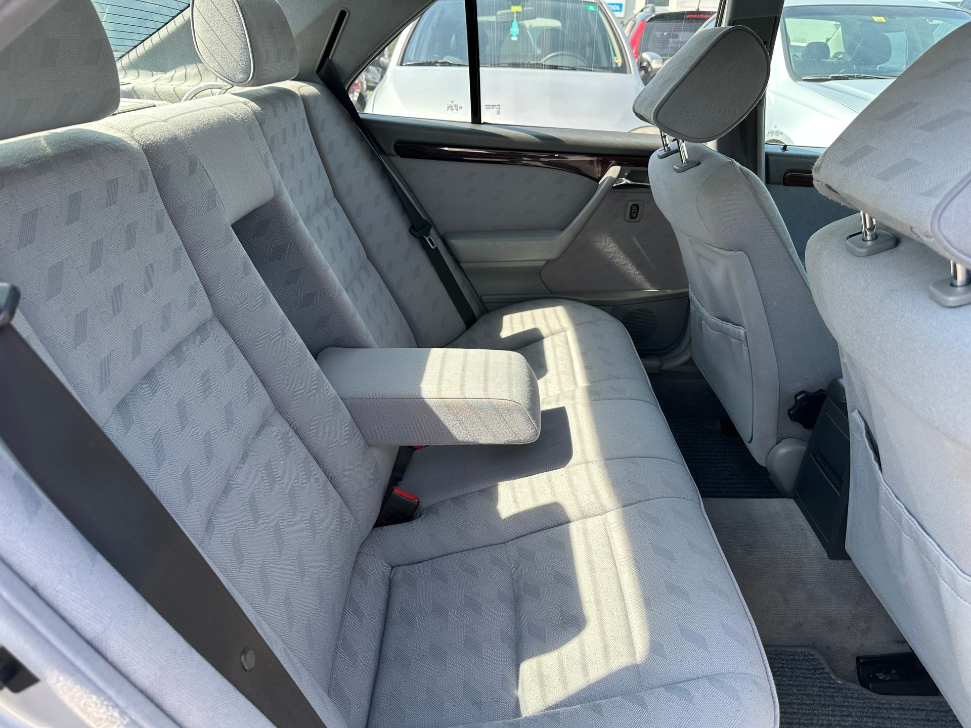 MERCEDES-BENZ C 280 Elégance-image-6