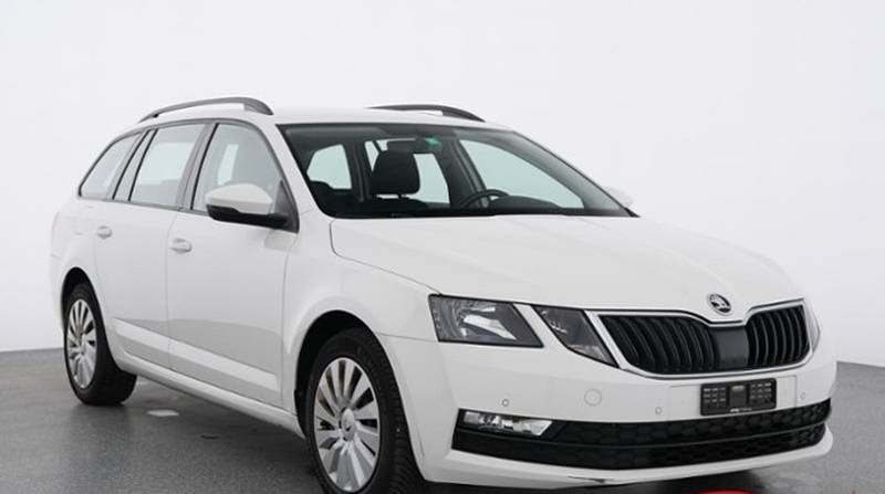 SKODA Octavia Combi 1.6 TDI Ambition DSG-showroom-element-1