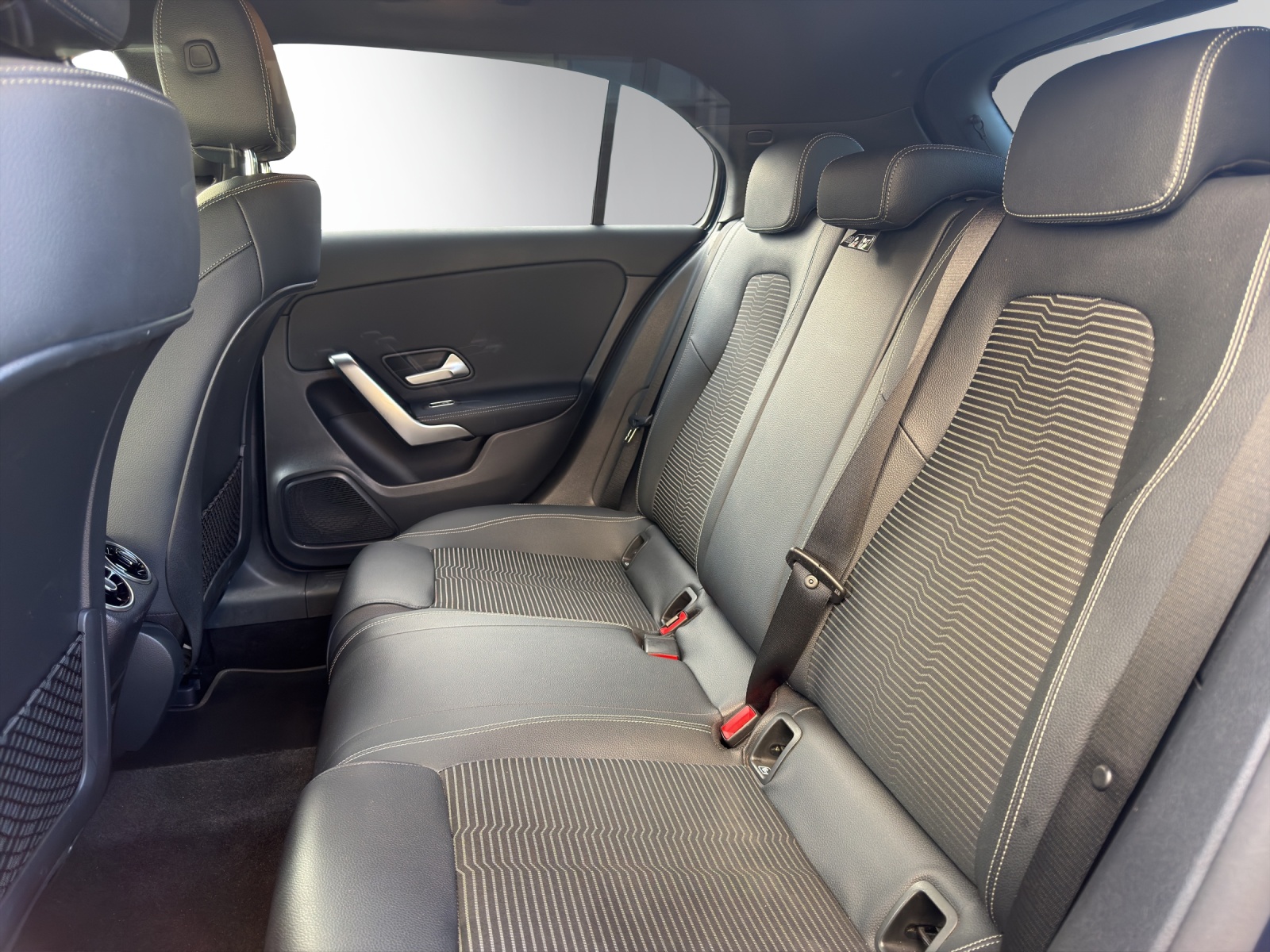 Image MERCEDES-BENZ A-180 A 180 Night Star