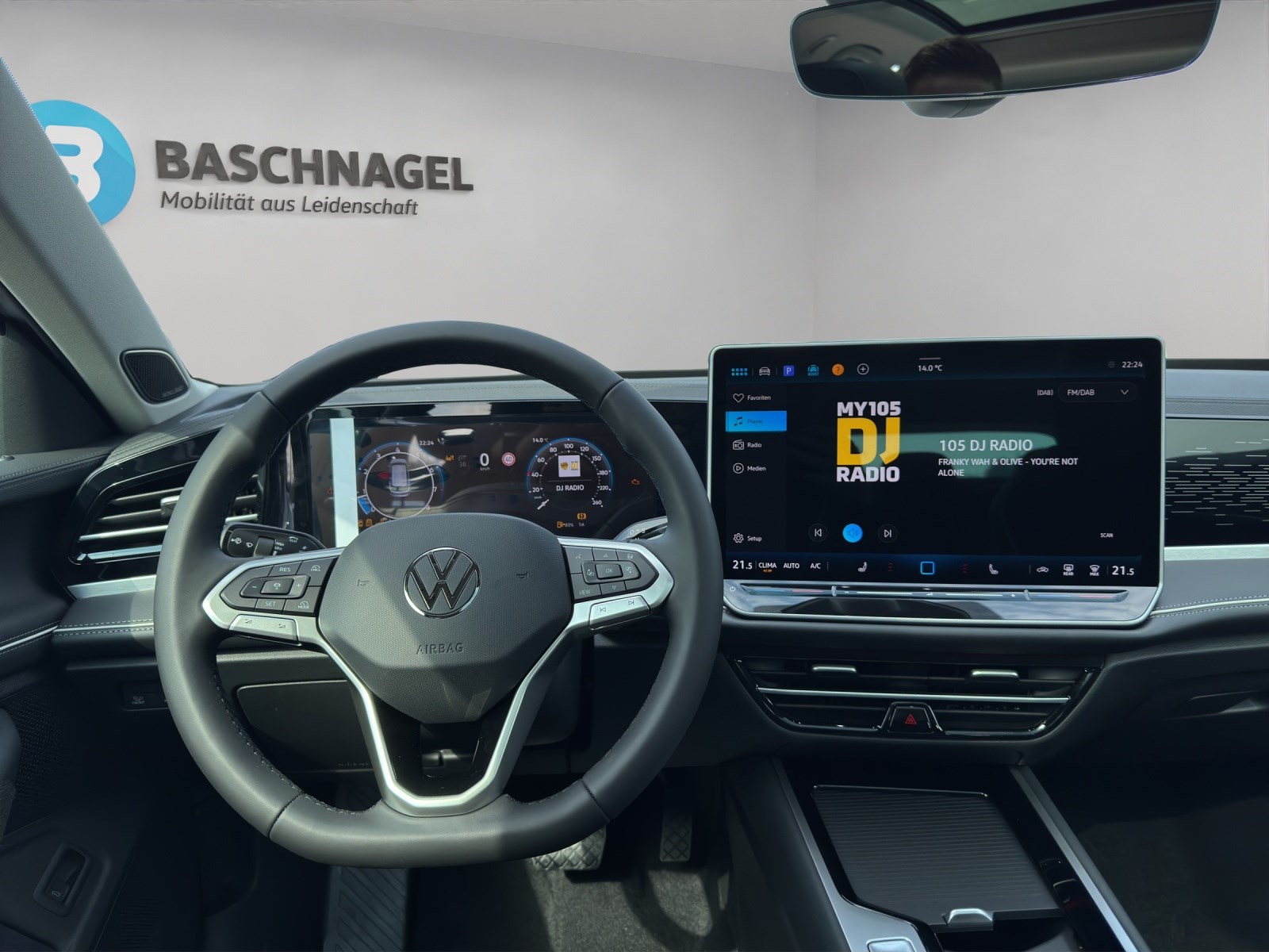 VW Passat Variant 2.0 TSI evo4 Elegance 4 Motion DSG-image-4