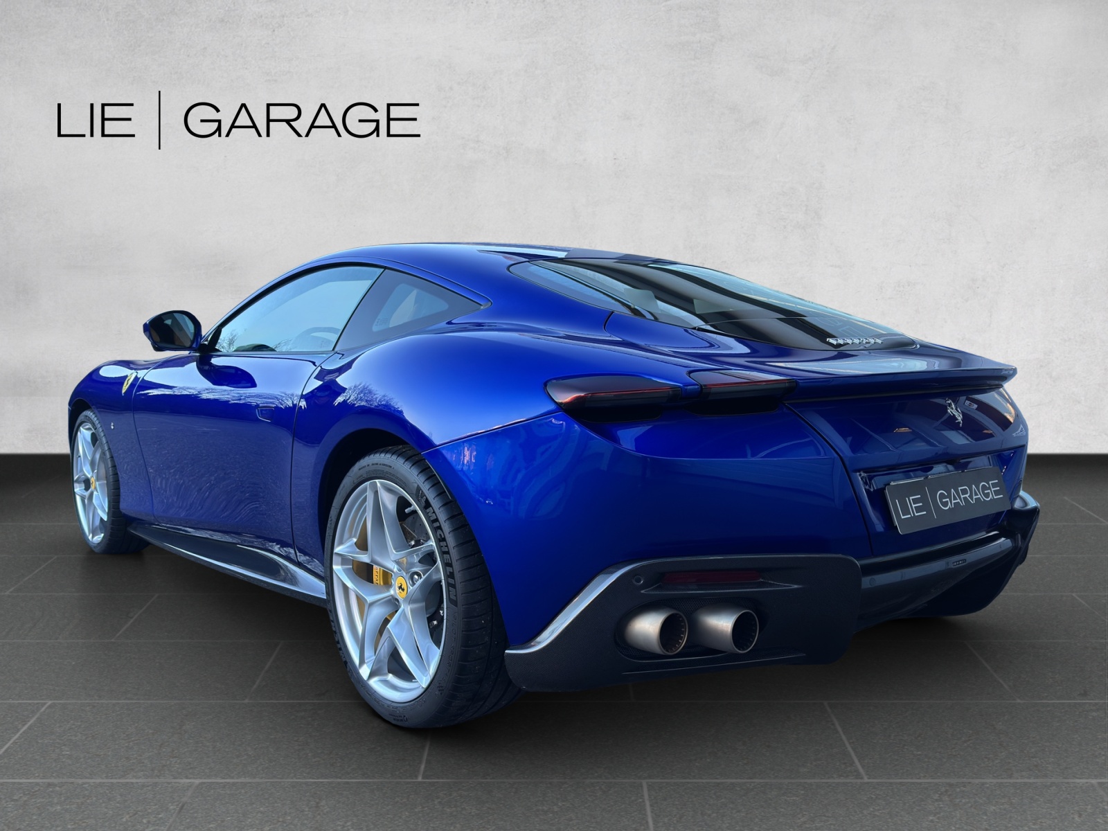 FERRARI Roma 3.9 V8 T-showroom-element-1