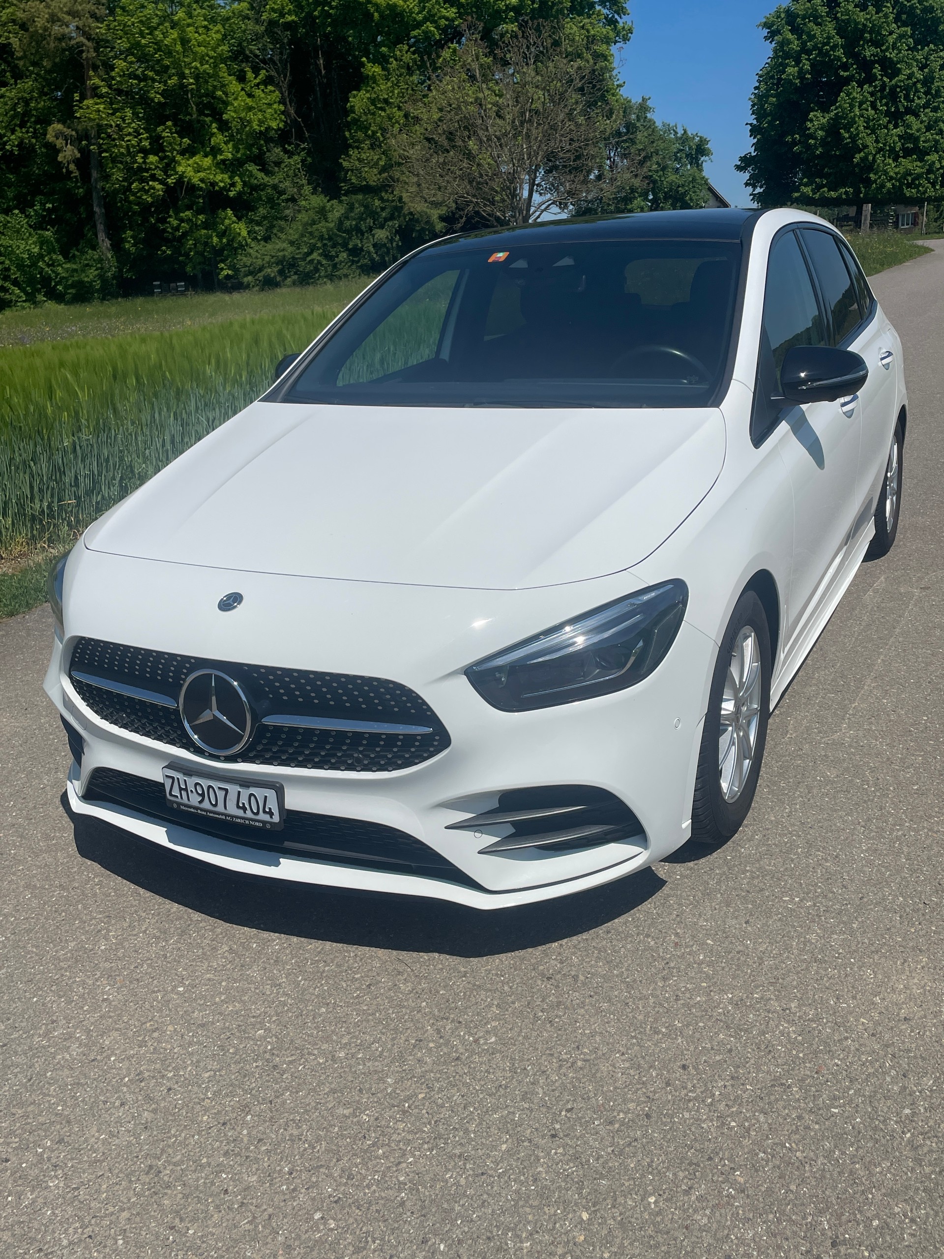 MERCEDES-BENZ B 200 AMG Line 7G-DCT-showroom-element-1