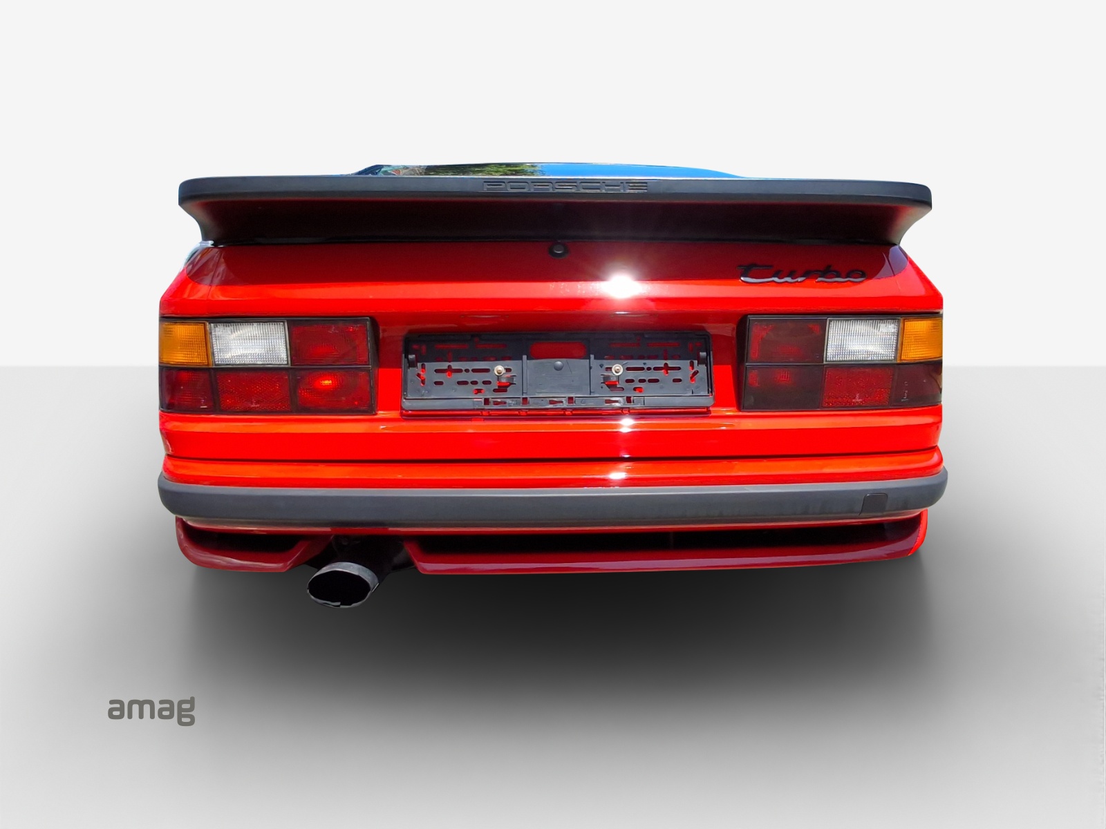 PORSCHE 944 Turbo-showroom-element-3
