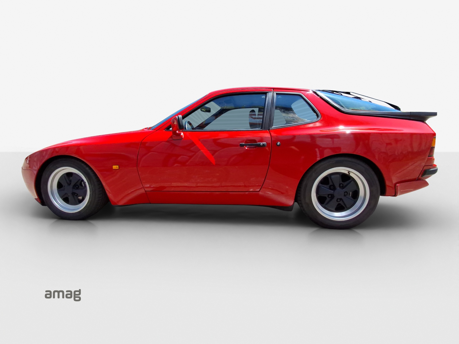 PORSCHE 944 Turbo-showroom-element-1