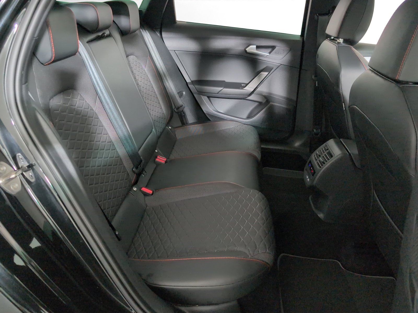 SEAT Leon ST 1.4 eHybrid pHEV DSG Hola FR-image-13