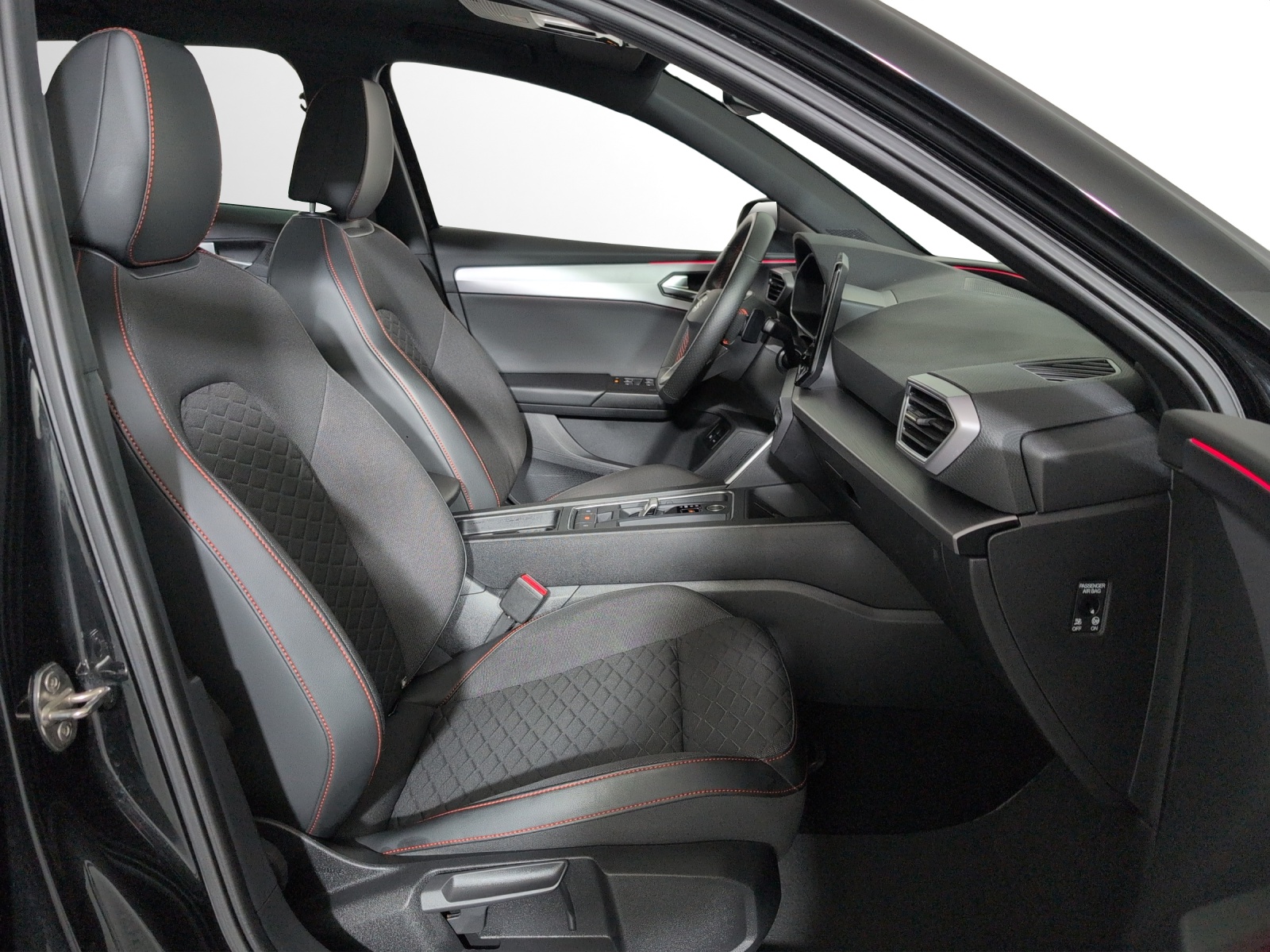 SEAT Leon ST 1.4 eHybrid pHEV DSG Hola FR-image-6