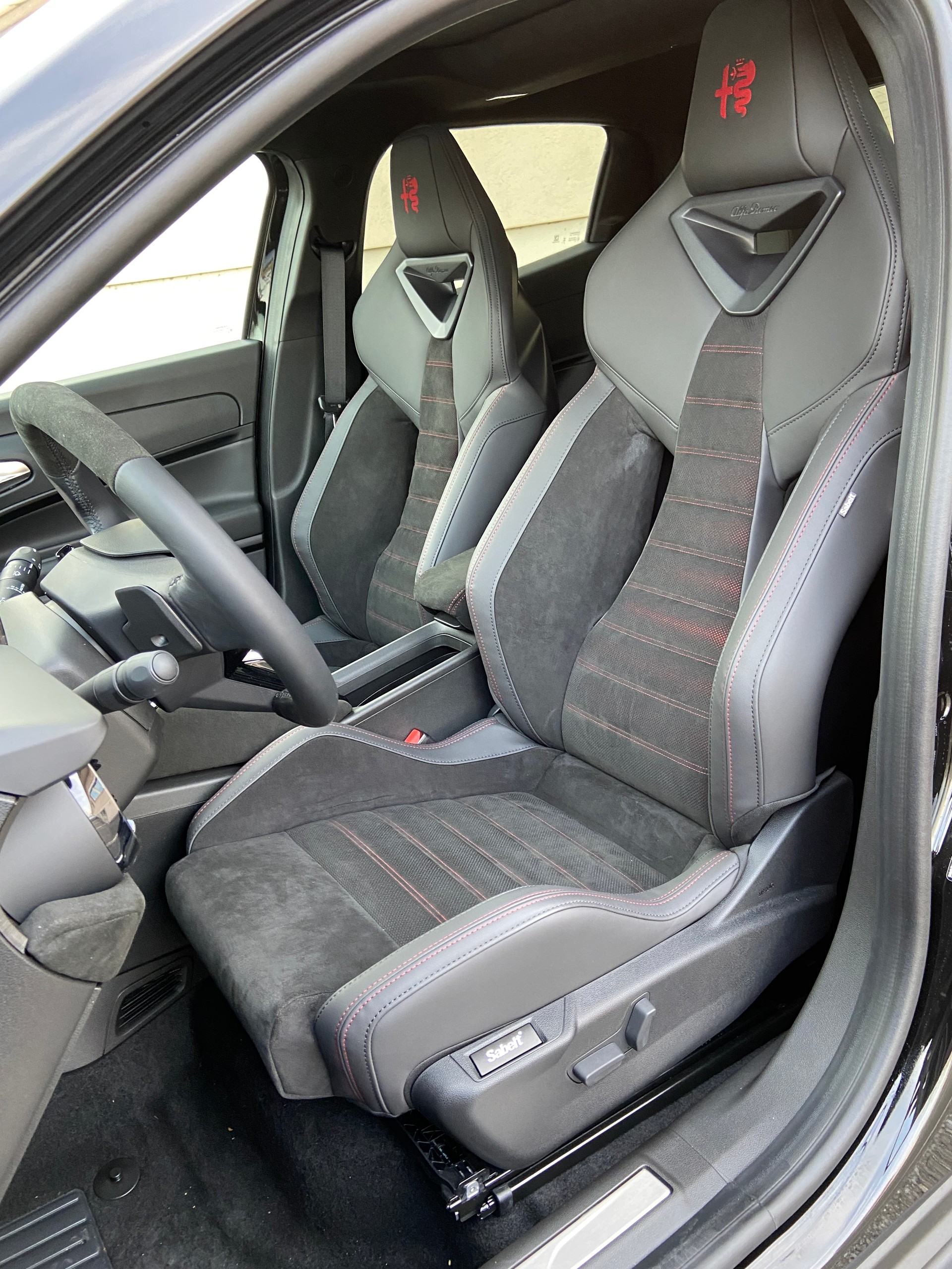 ALFA ROMEO Junior 1.2 48V Hybrid Speciale Pack Sport