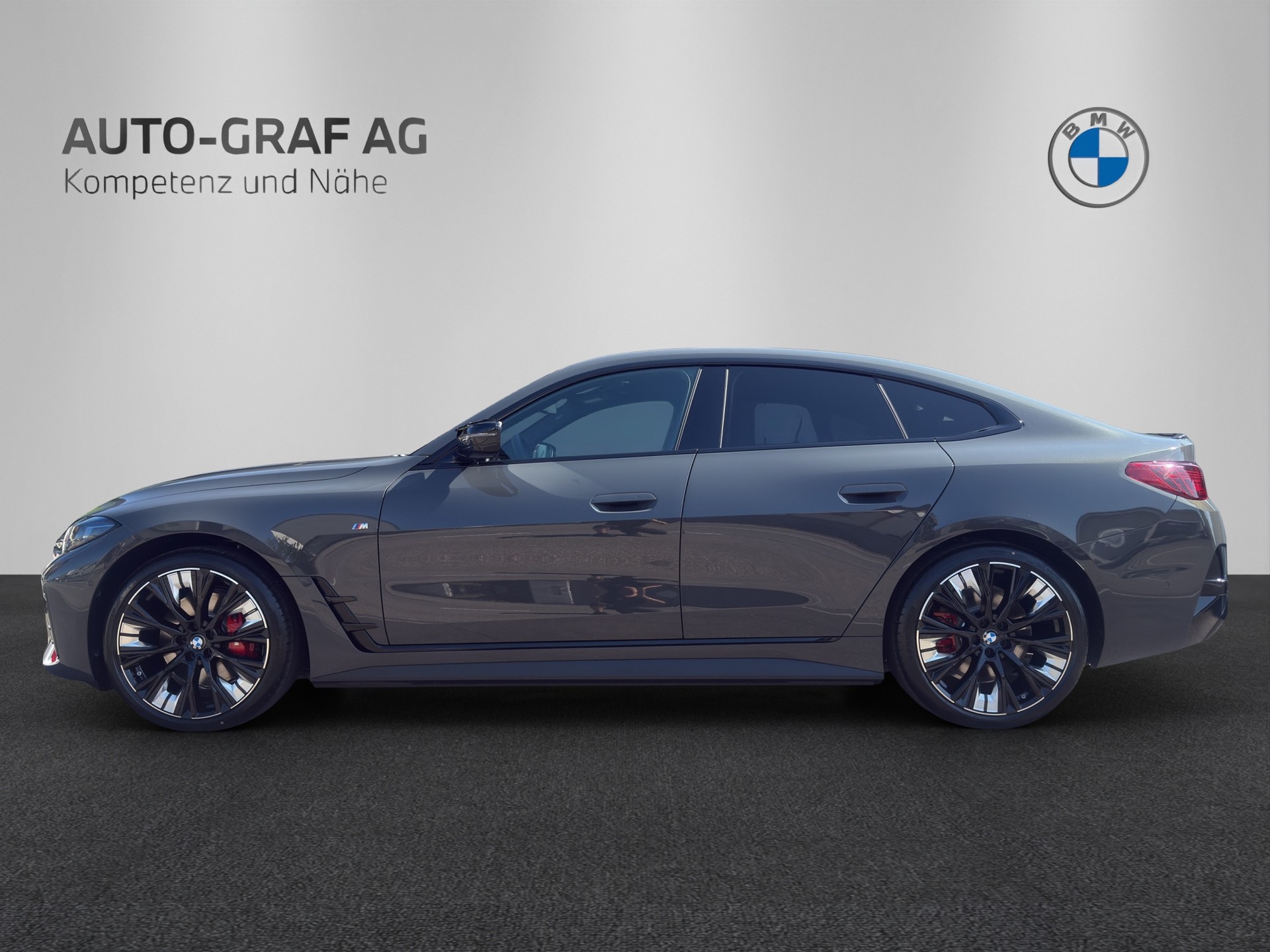 BMW i4 M50 M Sport Pro-showroom-element-1