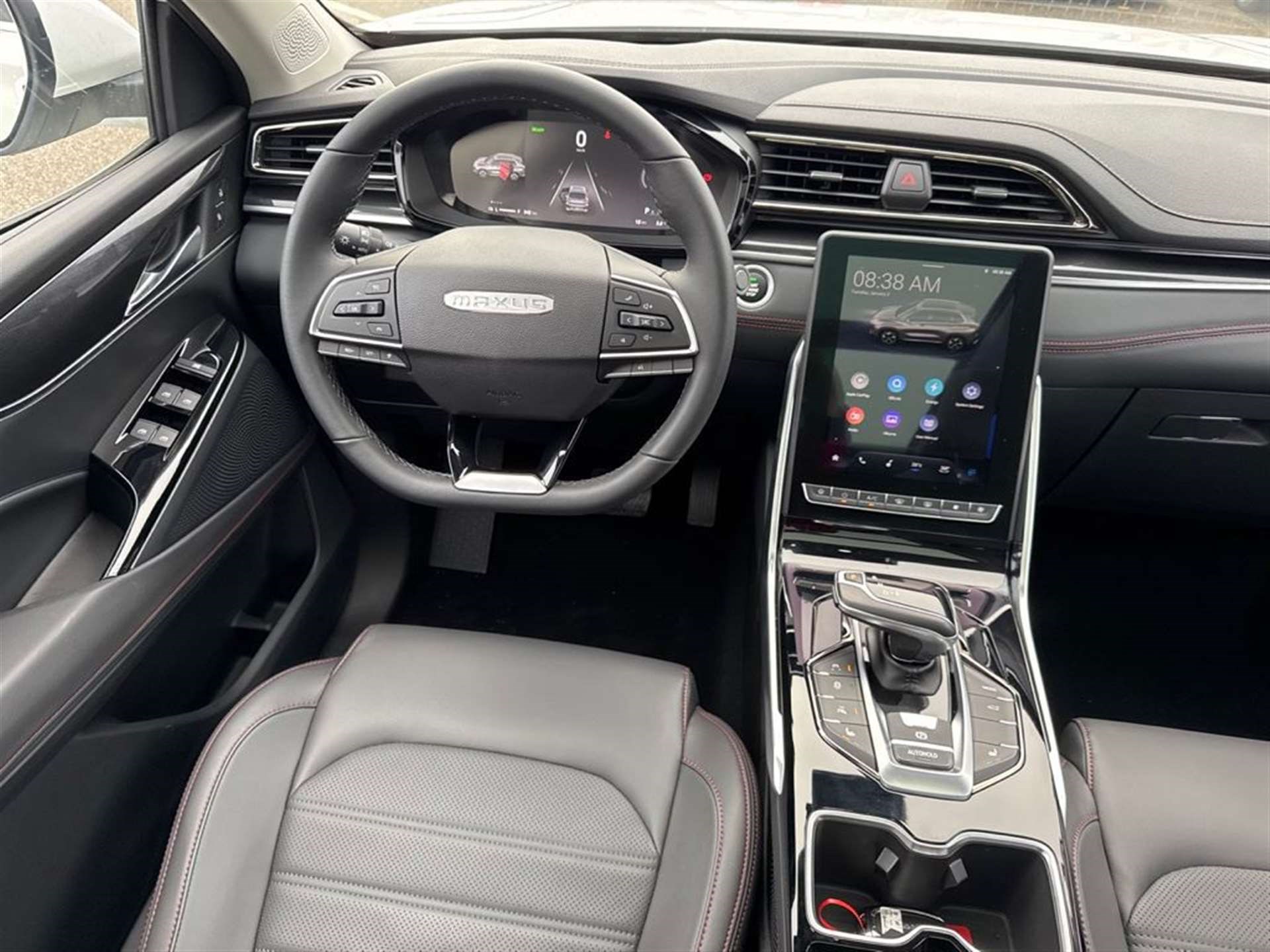 MAXUS eUniq6 70kWh 354km Reichweite-showroom-element-3