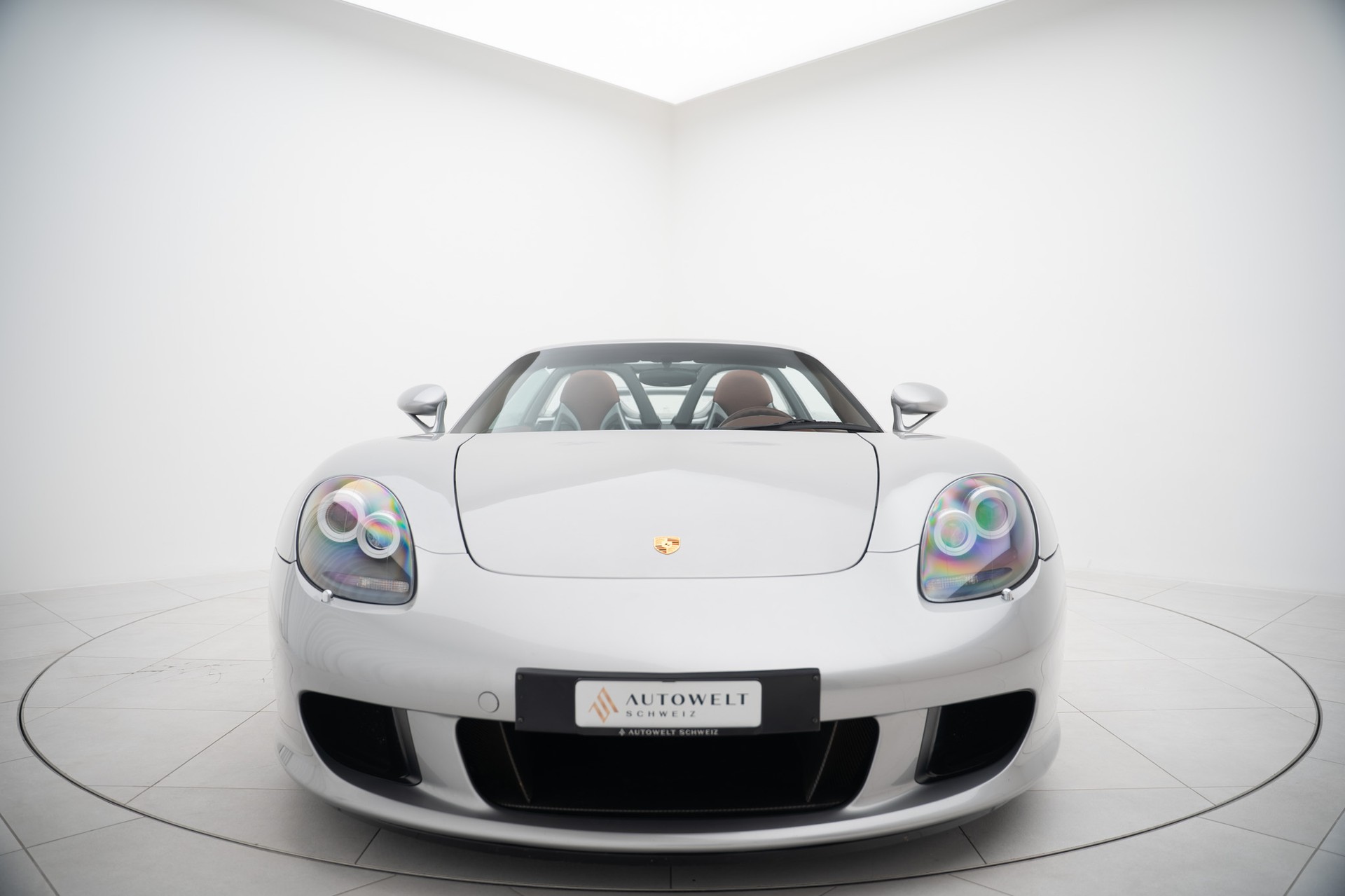 PORSCHE Carrera GT-showroom-element-3