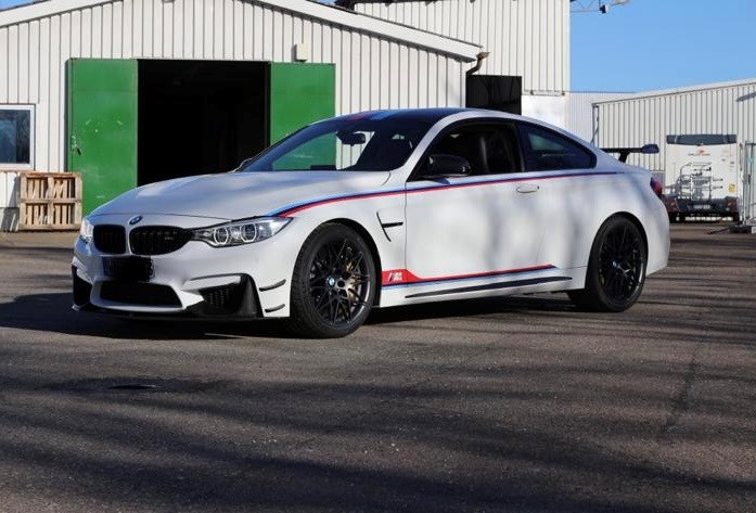 BMW M4 CSL (Coup)