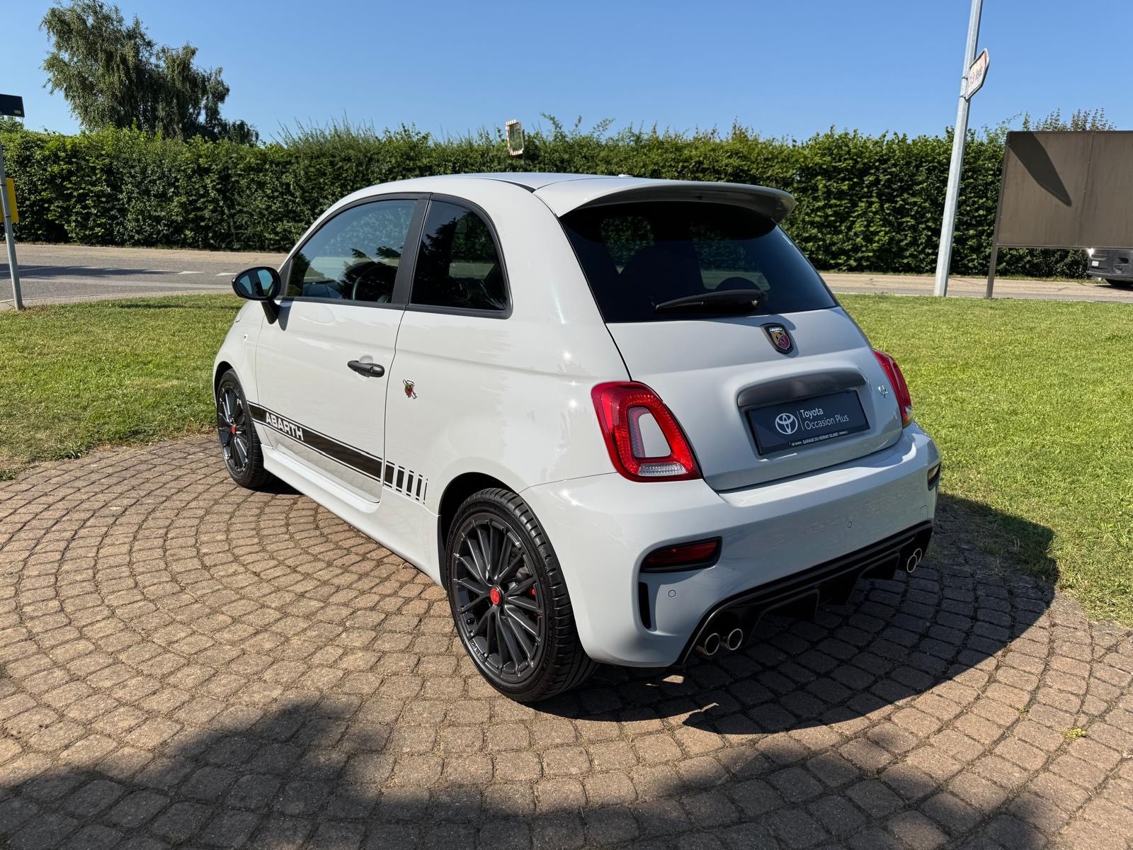 FIAT 695 1.4 16V Turbo Abarth 695 Turismo Dualogic-showroom-element-3