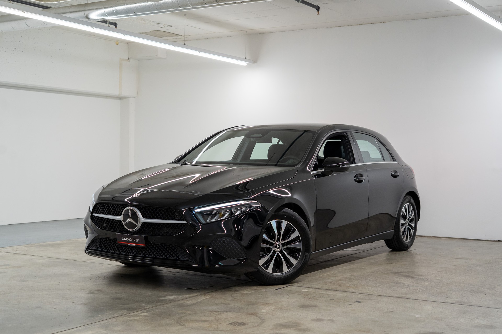 MERCEDES-BENZ A 180 Progressive