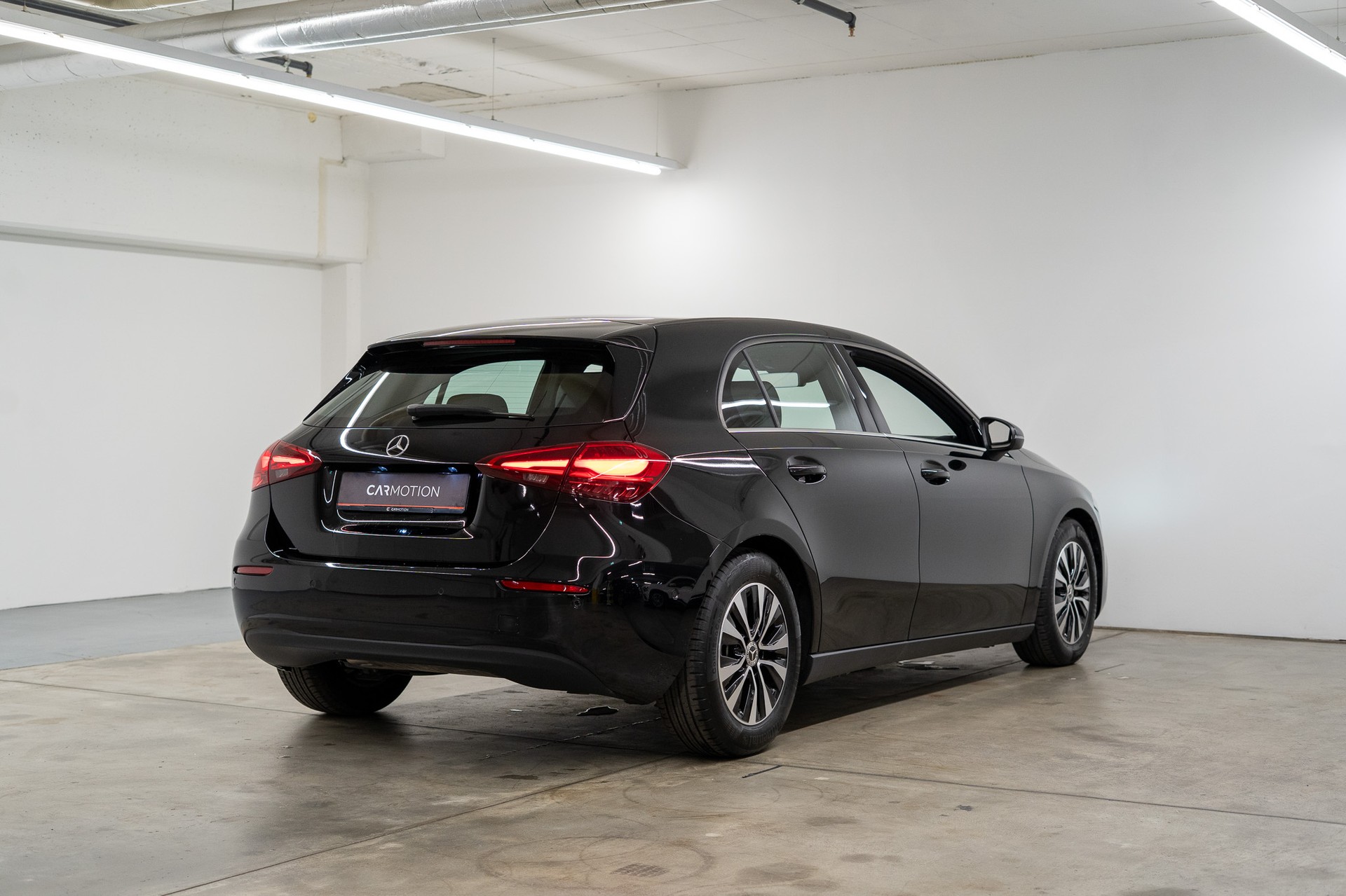 MERCEDES-BENZ A 180 Progressive-showroom-element-3